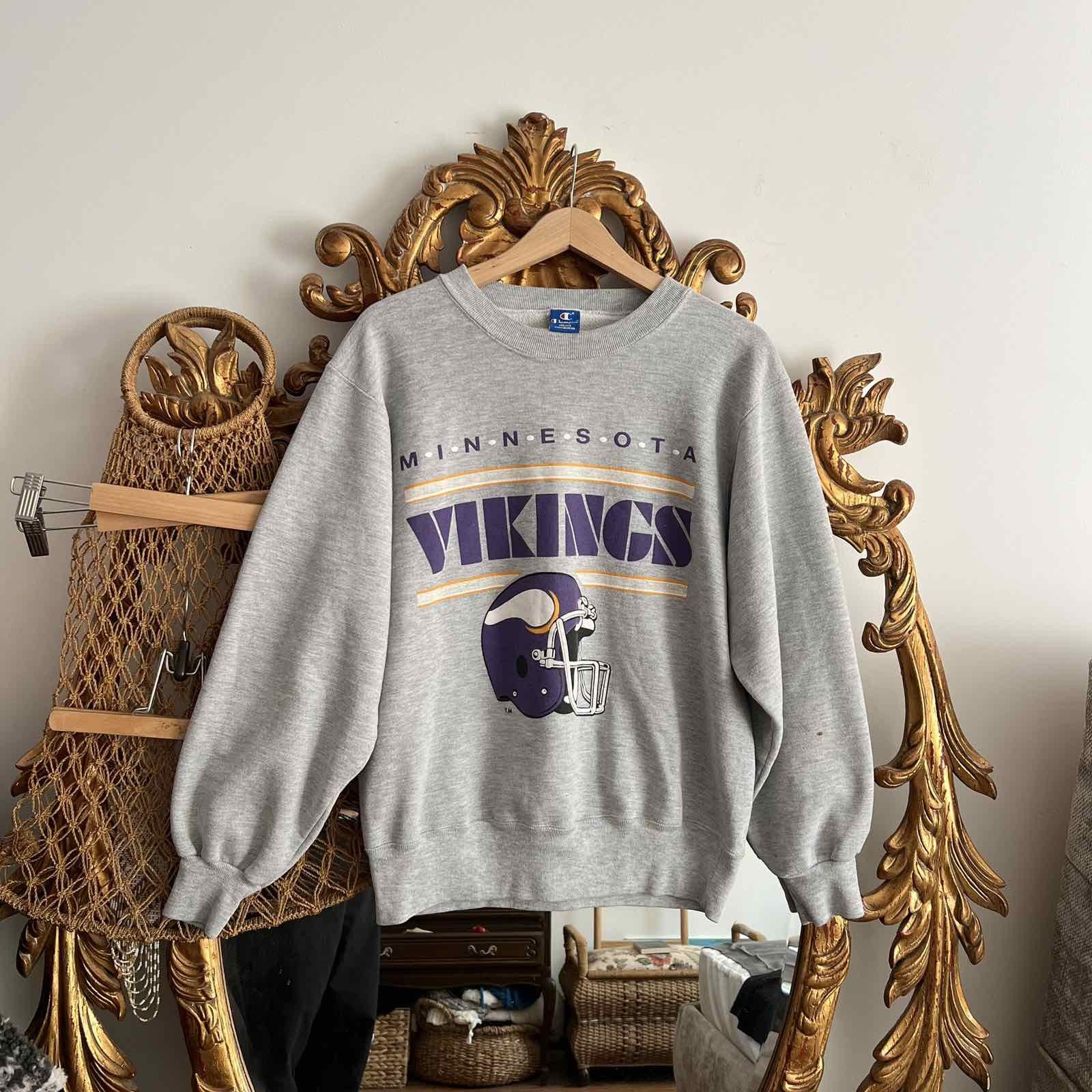 Champion × NFL × Vintage Vintage Champion Minnesota Vikings NFL Embroidered Big Logo Size US M / EU 48-50 / 2 - 1 Thumbnail