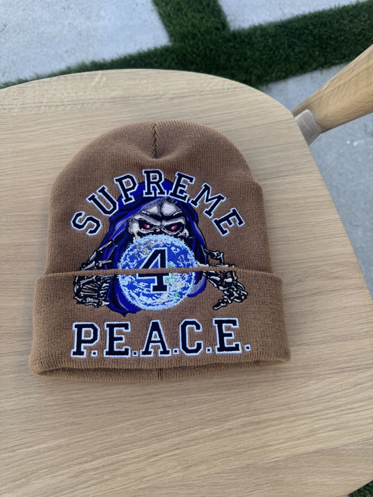 Supreme Supreme 4 peace beanie Size ONE SIZE - 1 Thumbnail