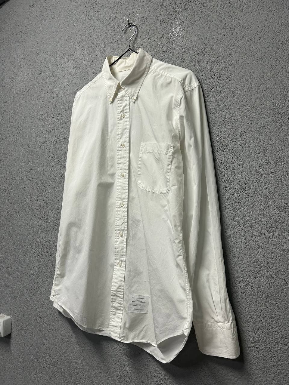 Thom Browne Thom Browne mens shirt 3 / L made in USA Size US L / EU 52-54 / 3 - 2 Thumbnail