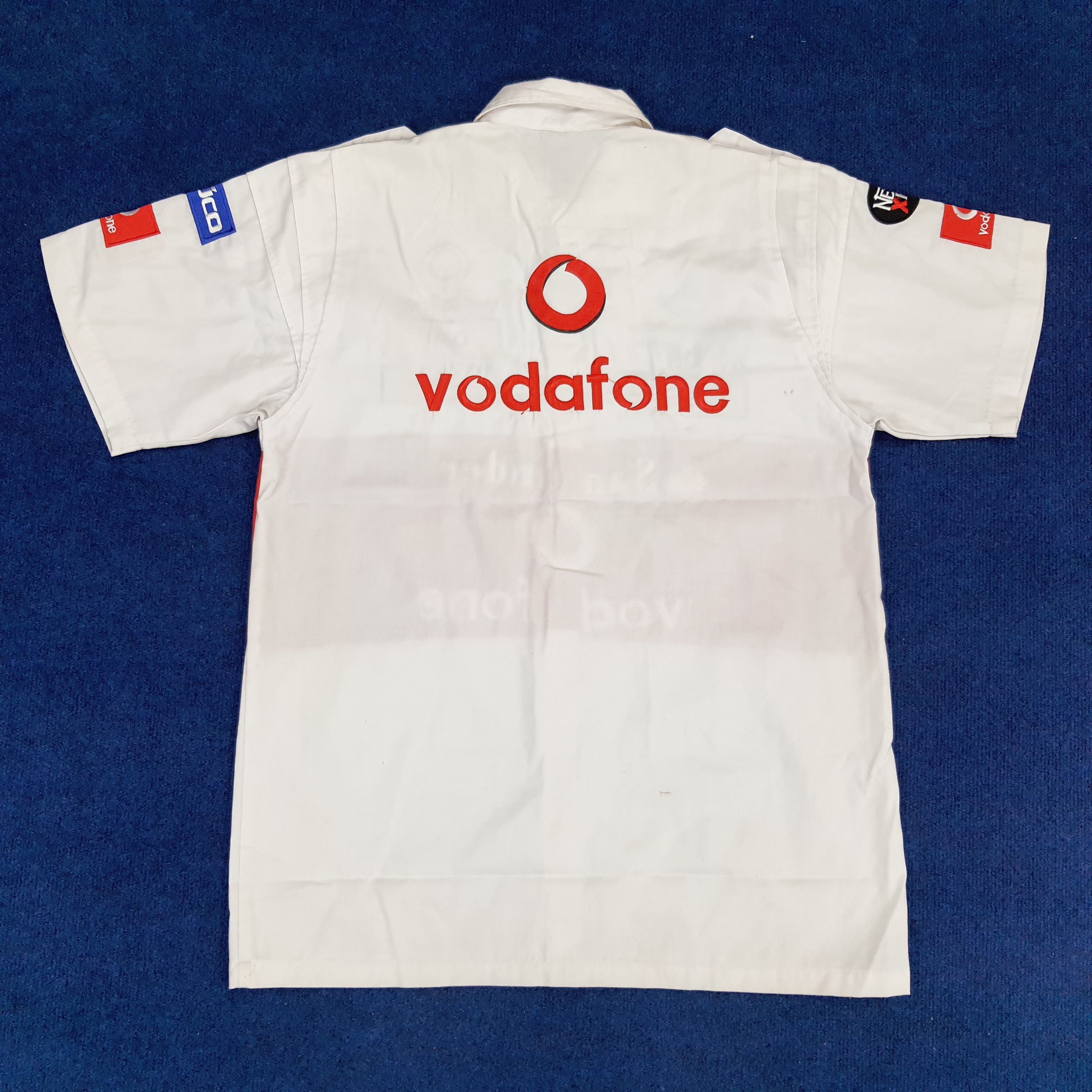 Mercedes-Benz × Vintage Vintage Mercedes Benz Vodafone Motorsports Work Shirt Size US L / EU 52-54 / 3 - 3 Thumbnail
