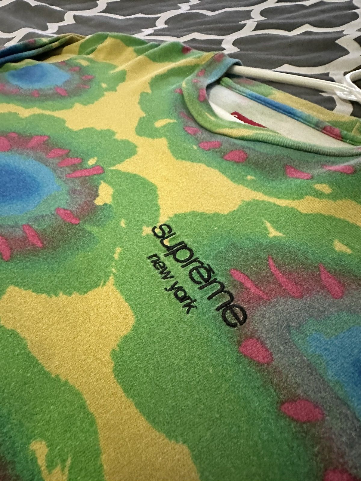 Supreme Painted Flowers LS Tee by Supreme Size US M / EU 48-50 / 2 - 6 Thumbnail
