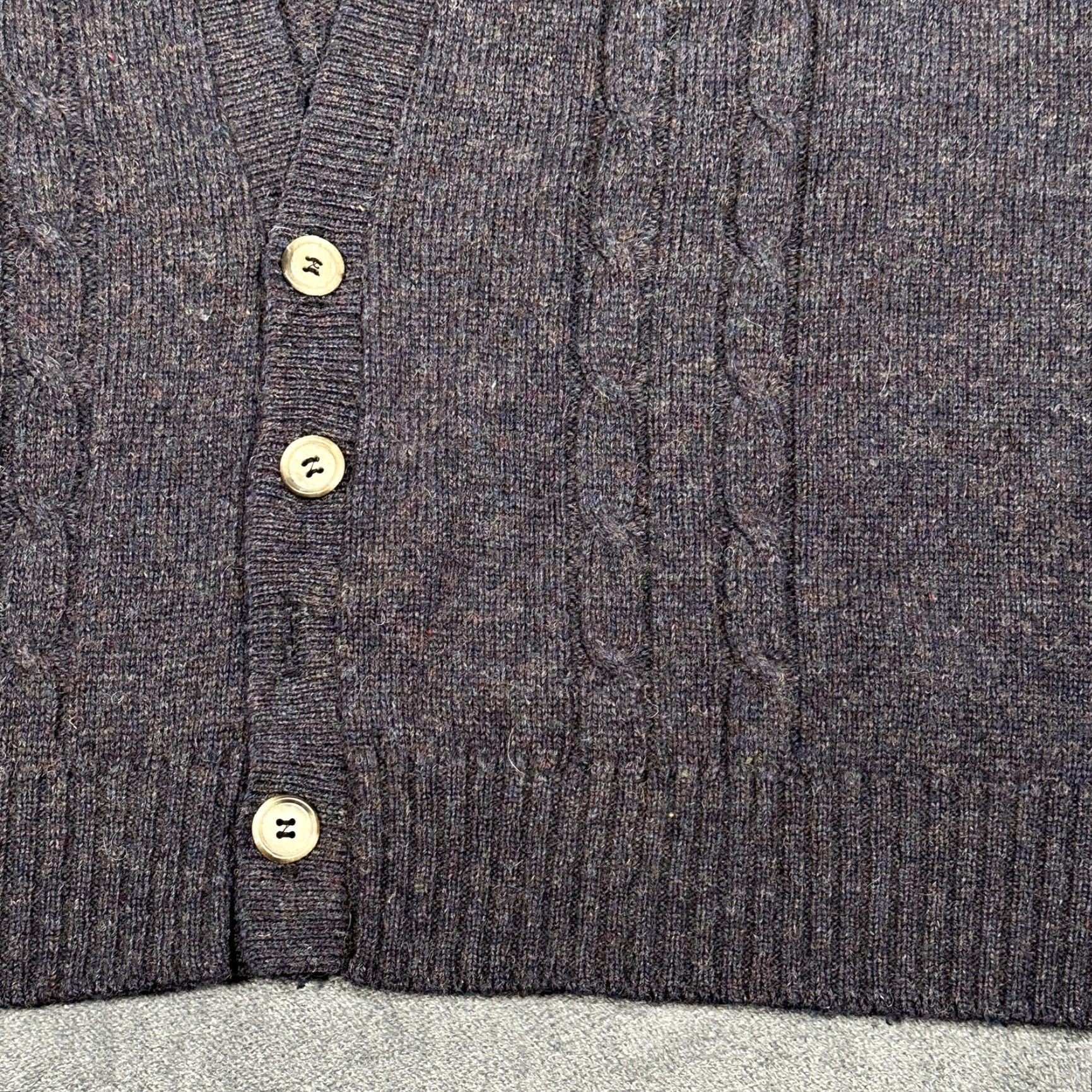 Vintage VINTAGE Portland Sweater Co Cable Knit Sweater Vest Mens Large Gray All Seasons 80s 90s Grandpa USA Made Size US L / EU 52-54 / 3 - 3 Thumbnail
