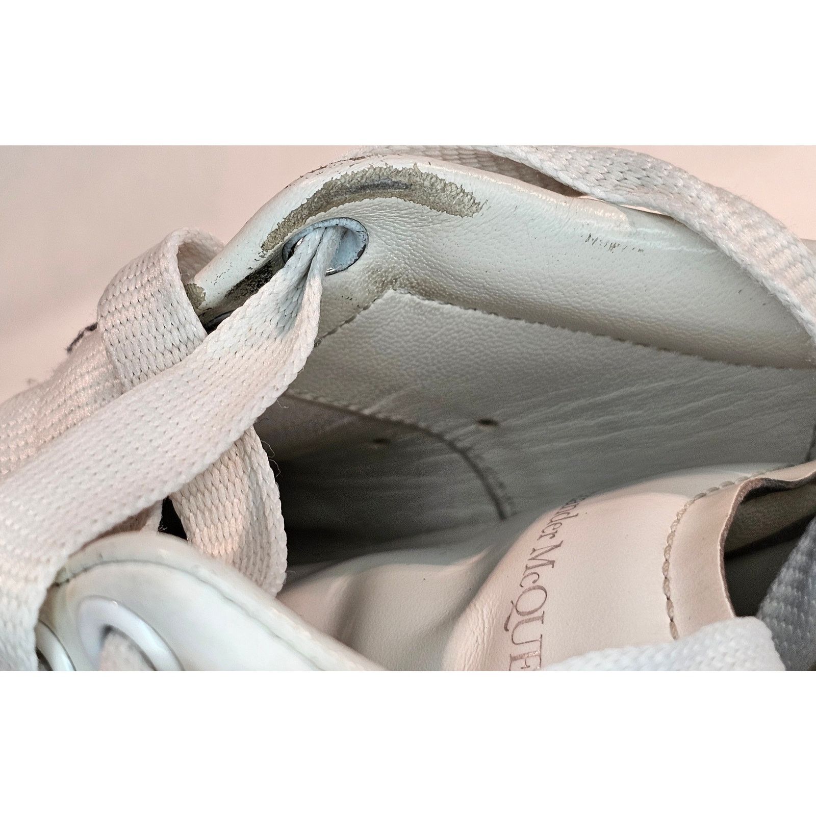 Alexander McQueen Alexander McQueen Oversized Sneaker “White Multi” Size US 6.5 / IT 36.5 - 18 Thumbnail