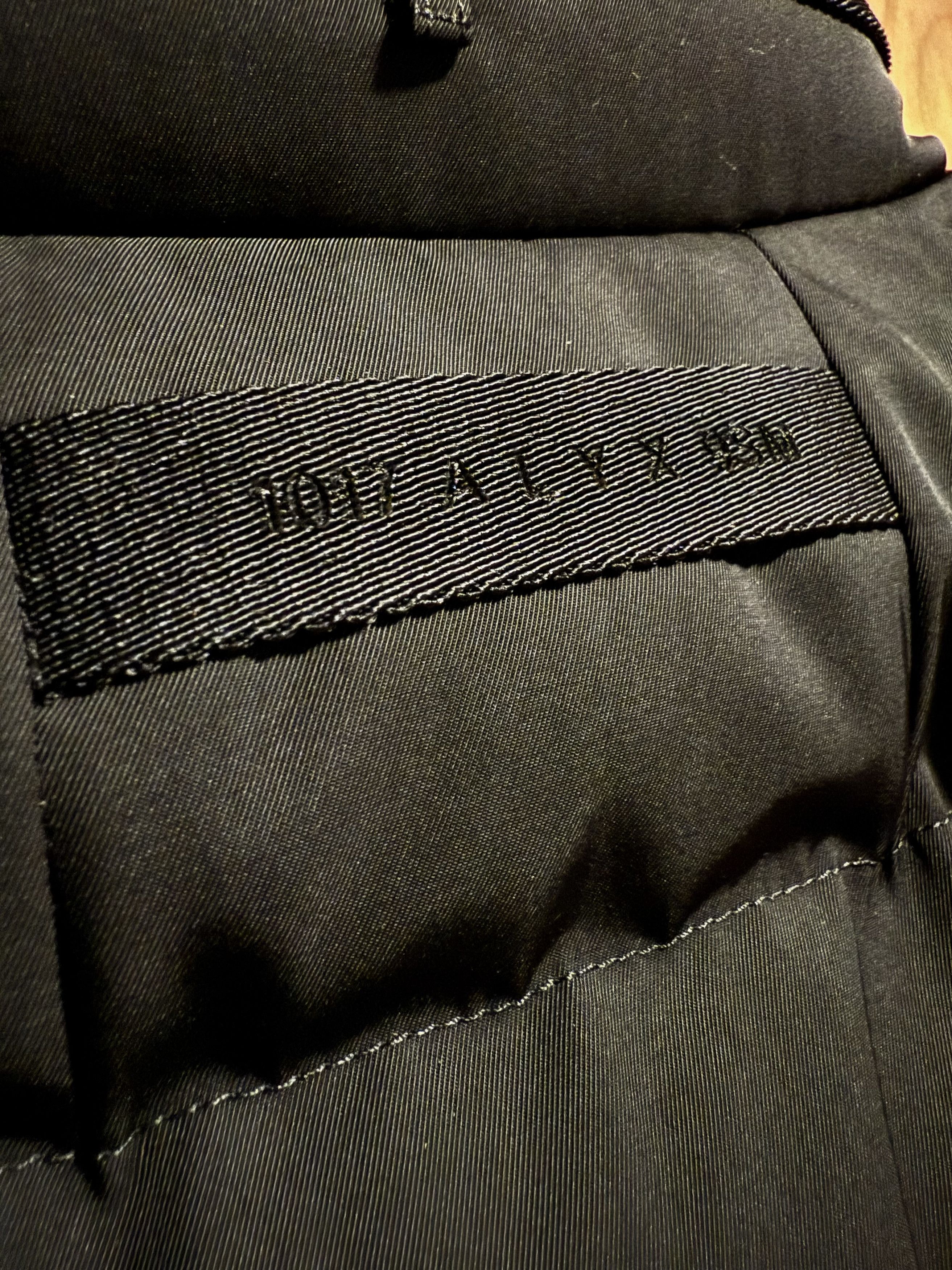 1017 ALYX 9SM 1017 ALYX 9SM Roller Coaster Black Buckle Puffer Vest - S Size US S / EU 44-46 / 1 - 9 Thumbnail