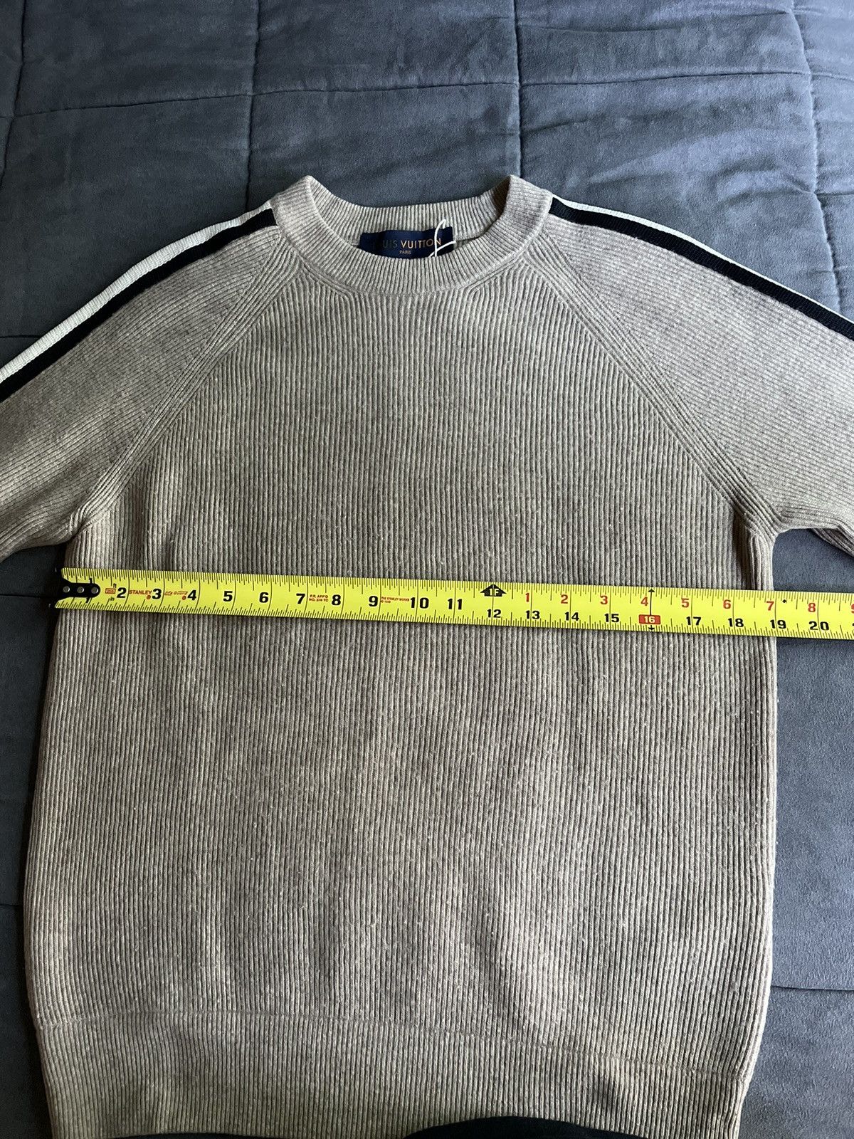 Louis Vuitton Louis Vuitton Beige Cashmere Sweater Size US S / EU 44-46 / 1 - 6 Thumbnail