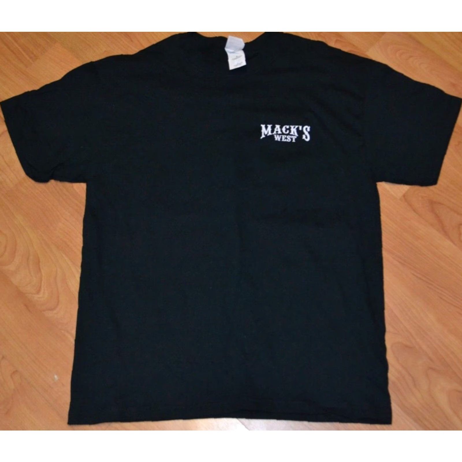 Gildan Macks West Hattiesburg MS T Shirt L Black 100% Cotton Gildan Graphic Tee Restaurants Mens Size US L / EU 52-54 / 3 - 2 Thumbnail