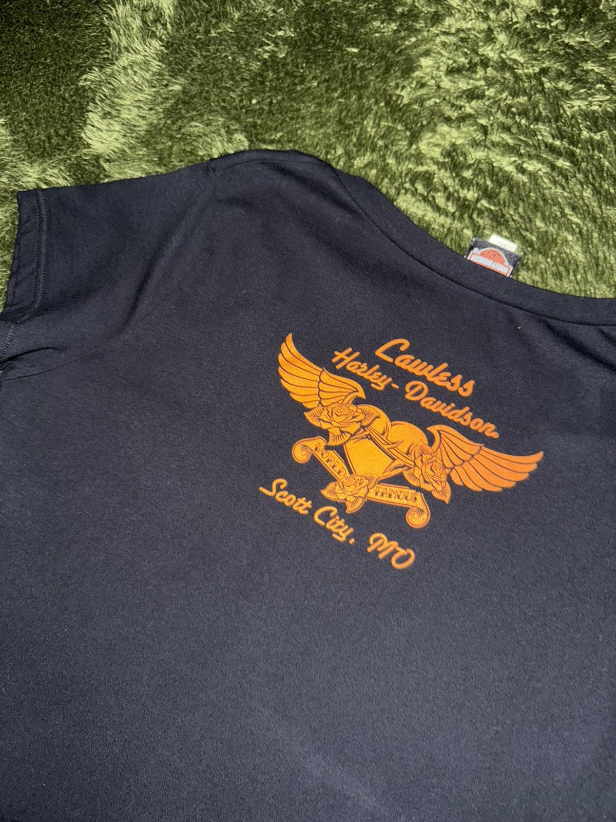 Harley Davidson [XXL] Harley-Davidson Cubic Logo Vintage V-Neck T-Shirt Size US XXL / EU 58 / 5 - 7 Thumbnail