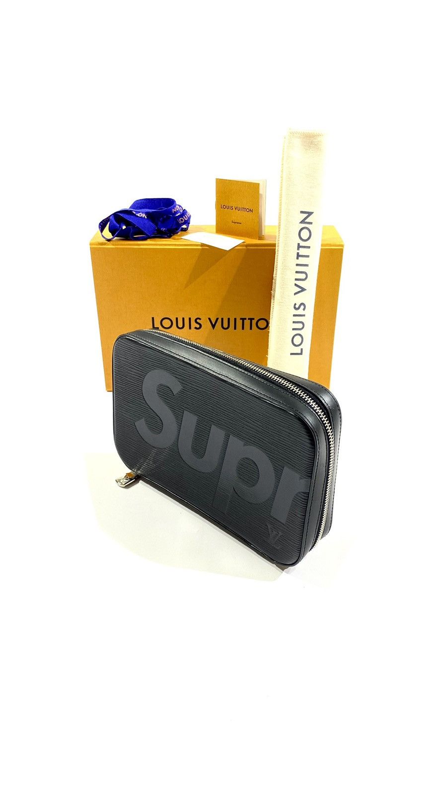 Louis Vuitton × Supreme Louis Vuitton X SUPREME 1 OF 1 Sample Unreleased Hand Clutch Size ONE SIZE - 1 Thumbnail