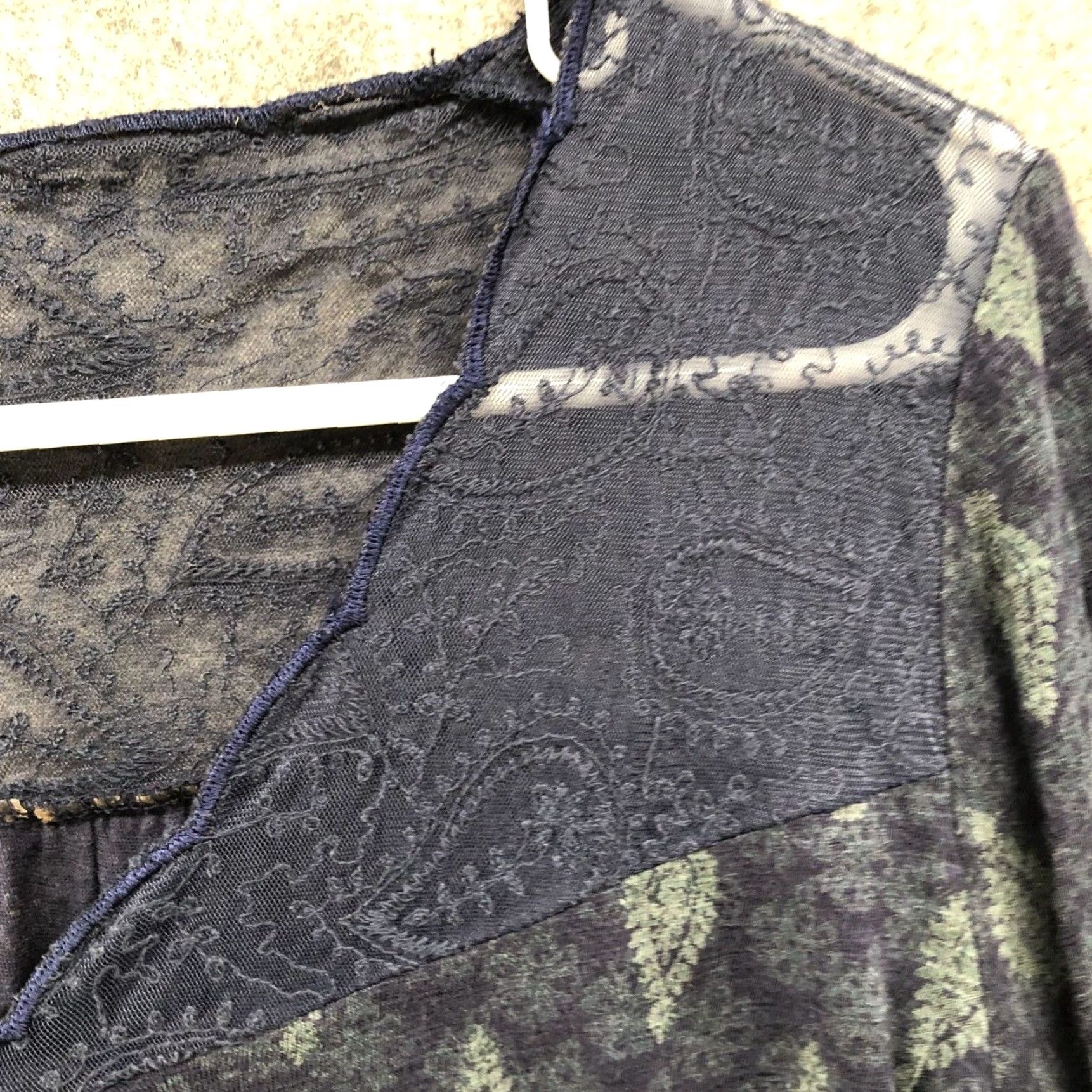 Lucky Brand Lucky Brand Boho Top Womens S Navy Blue 3/4 Sleeve V-Neck Paisley Print Cotton Blend Size S / US 4 / IT 40 - 7 Thumbnail