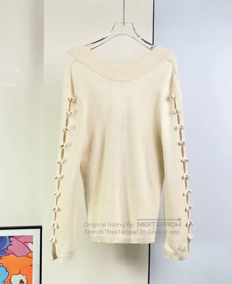 Chanel Chanel Beige bow cashmere knit sweater Size S / US 4 / IT 40 - 1 Thumbnail
