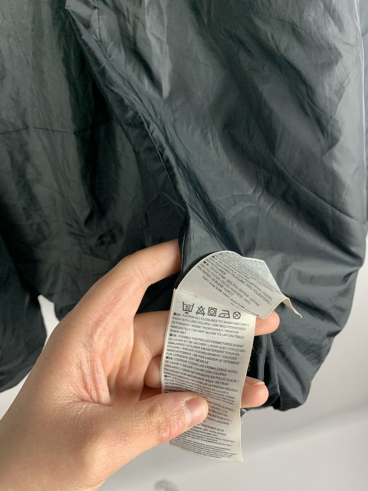 Nike ACG Nike ACG Full Zip Light Jacket Men’s Size M Outdoor Gorpcore Size US M / EU 48-50 / 2 - 19 Thumbnail