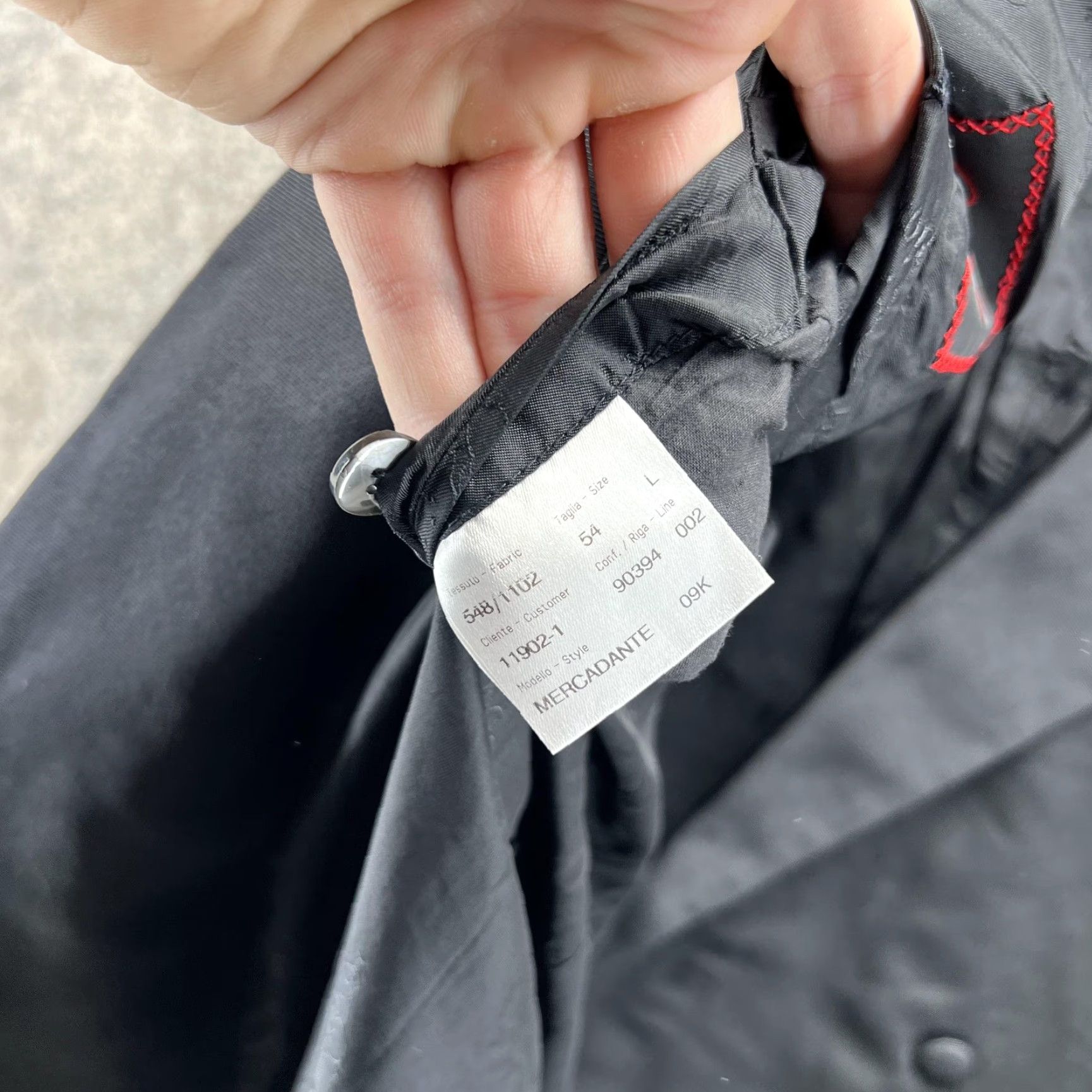 Brioni VINTAGE Brioni Tuxedo Jacket Mens EU 54 L Black Double-Breasted Peak Peak Lapel Formal Italy Long Four-Button Three-Button Inner Pockets Mens Size 54R - 3 Thumbnail