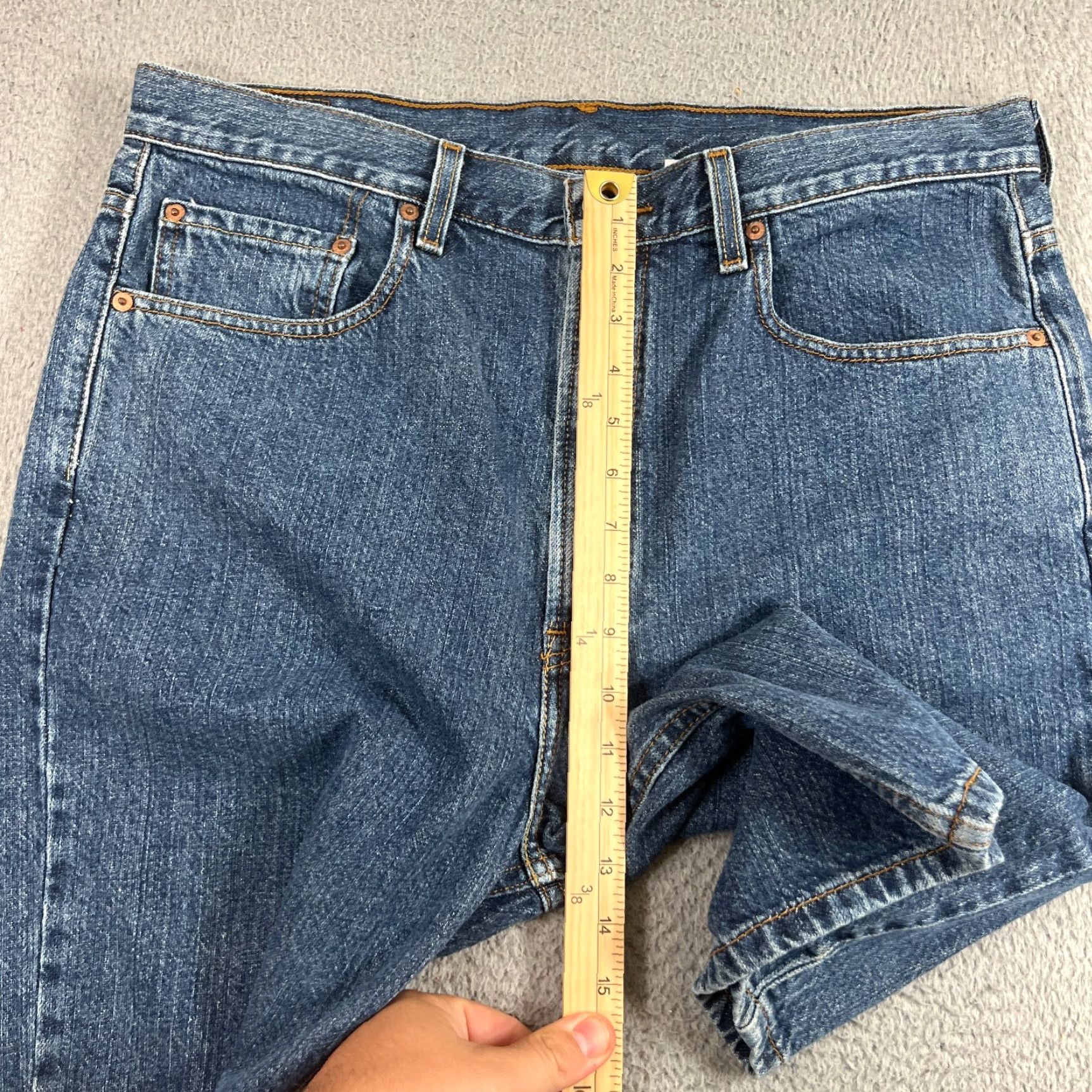 Levi's VINTAGE Levi's Shorts Bermuda Mens 36 Blue Denim Casual 90s Made in Colombia Size US 36 / EU 52 - 4 Thumbnail