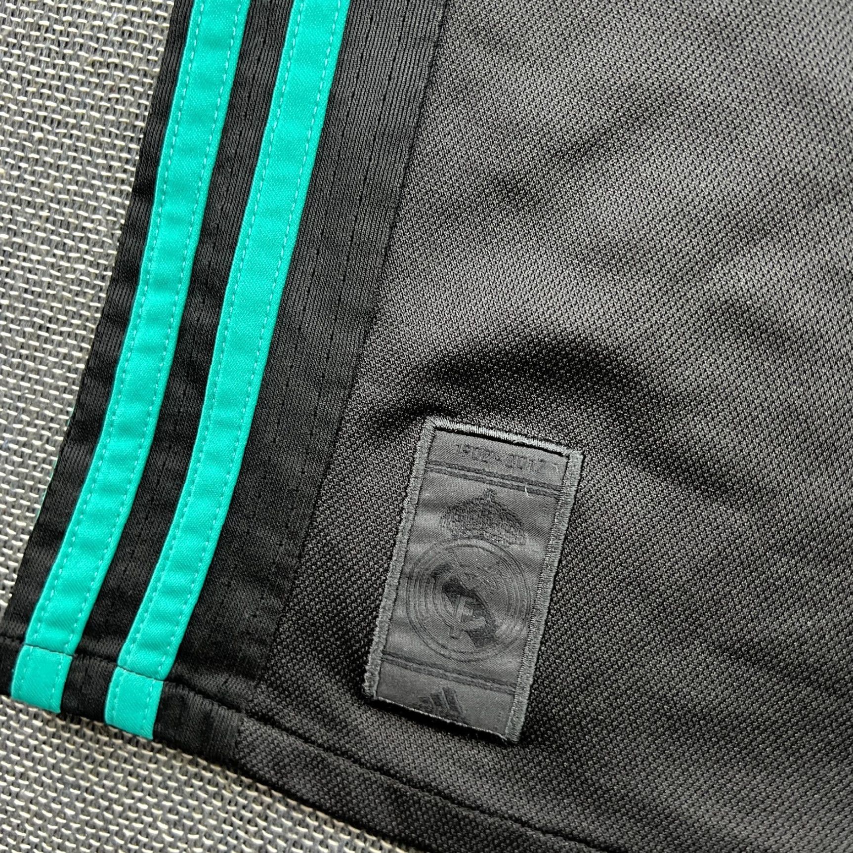 Adidas Real Madrid 2017 2018 Away ISCO #22 Mens Football Jersey XS Adidas Adult Shirt Size US XS / EU 42 / 0 - 5 Thumbnail