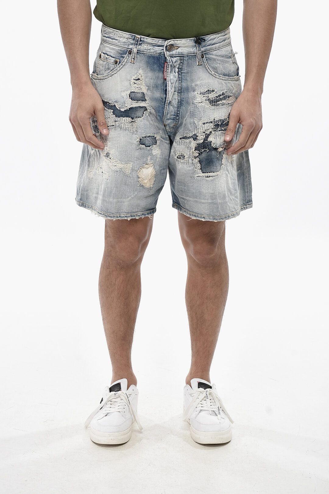 Dsquared2 Distressed Shorts with Logo Button Size US 30 / EU 46 - 1 Thumbnail