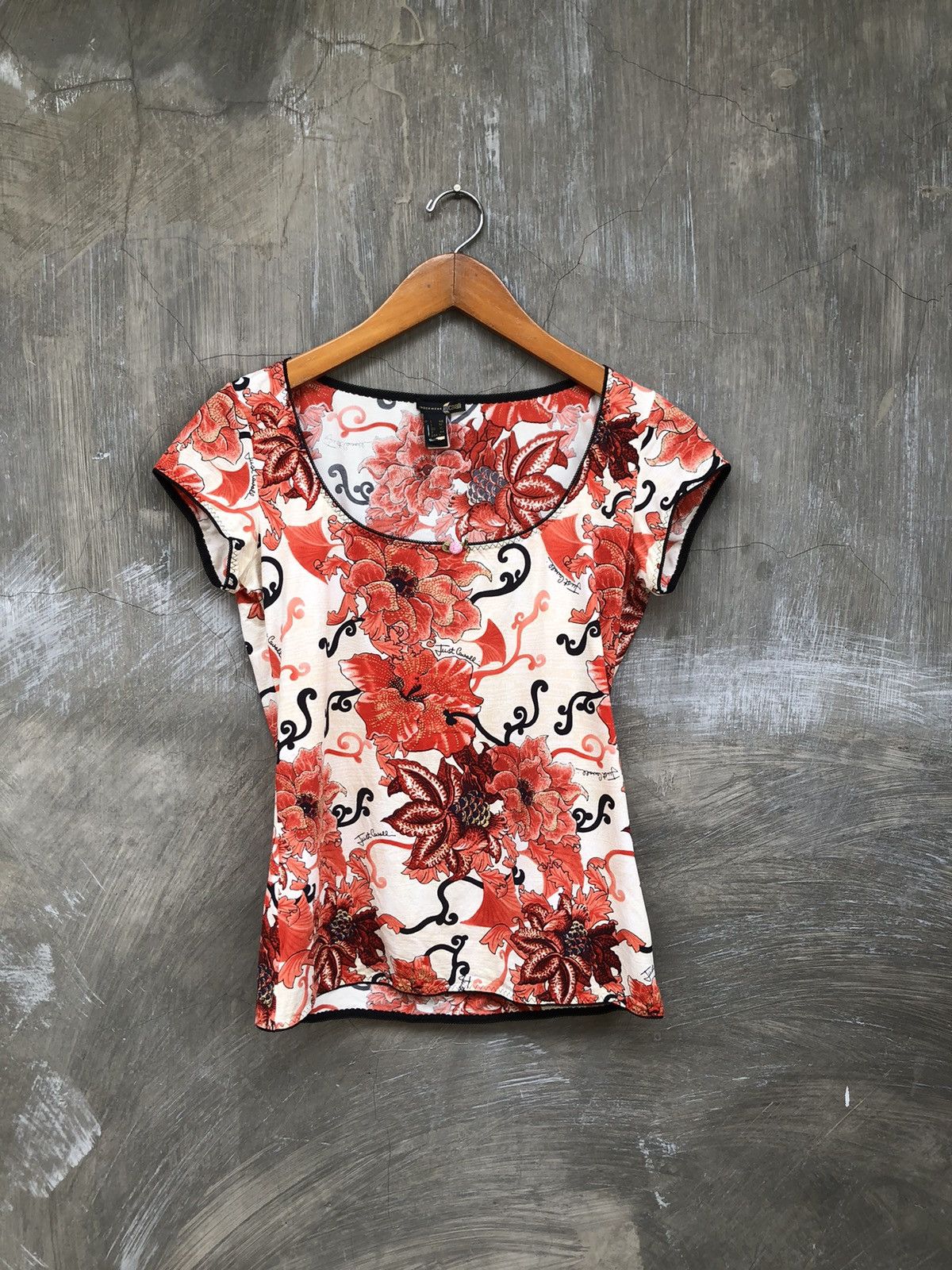 Just Cavalli Just Cavali Underwear Floral T-shirt Size L / US 10 / IT 46 - 1 Thumbnail