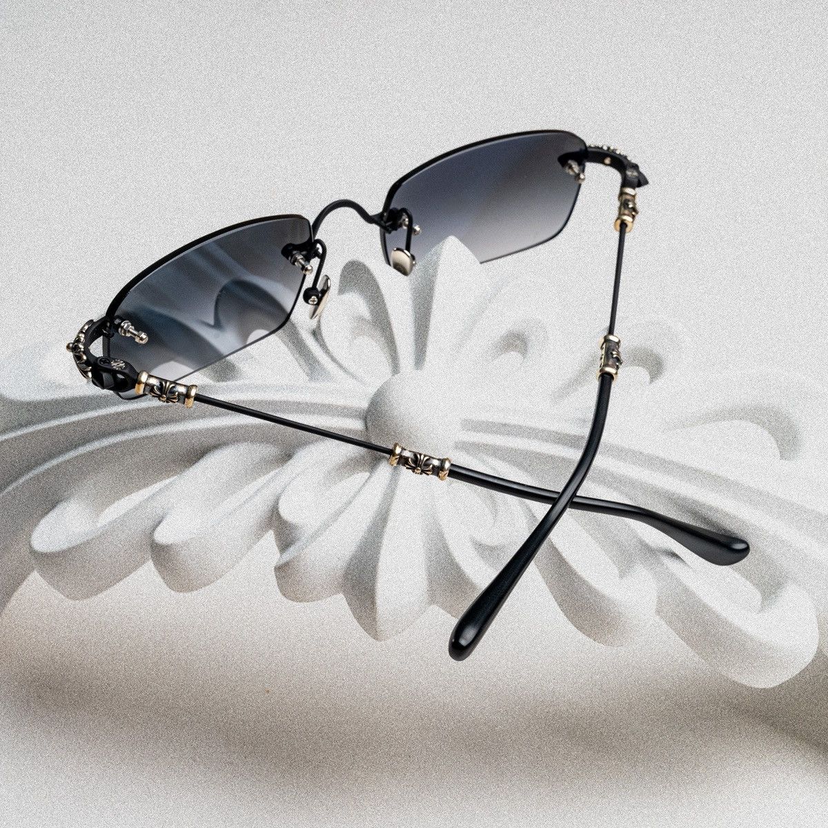 Chrome Hearts CHROME HEARTS PILLS III MATTE BLACK- MATTE BLACK SUNGLASSES Size ONE SIZE - 7 Thumbnail