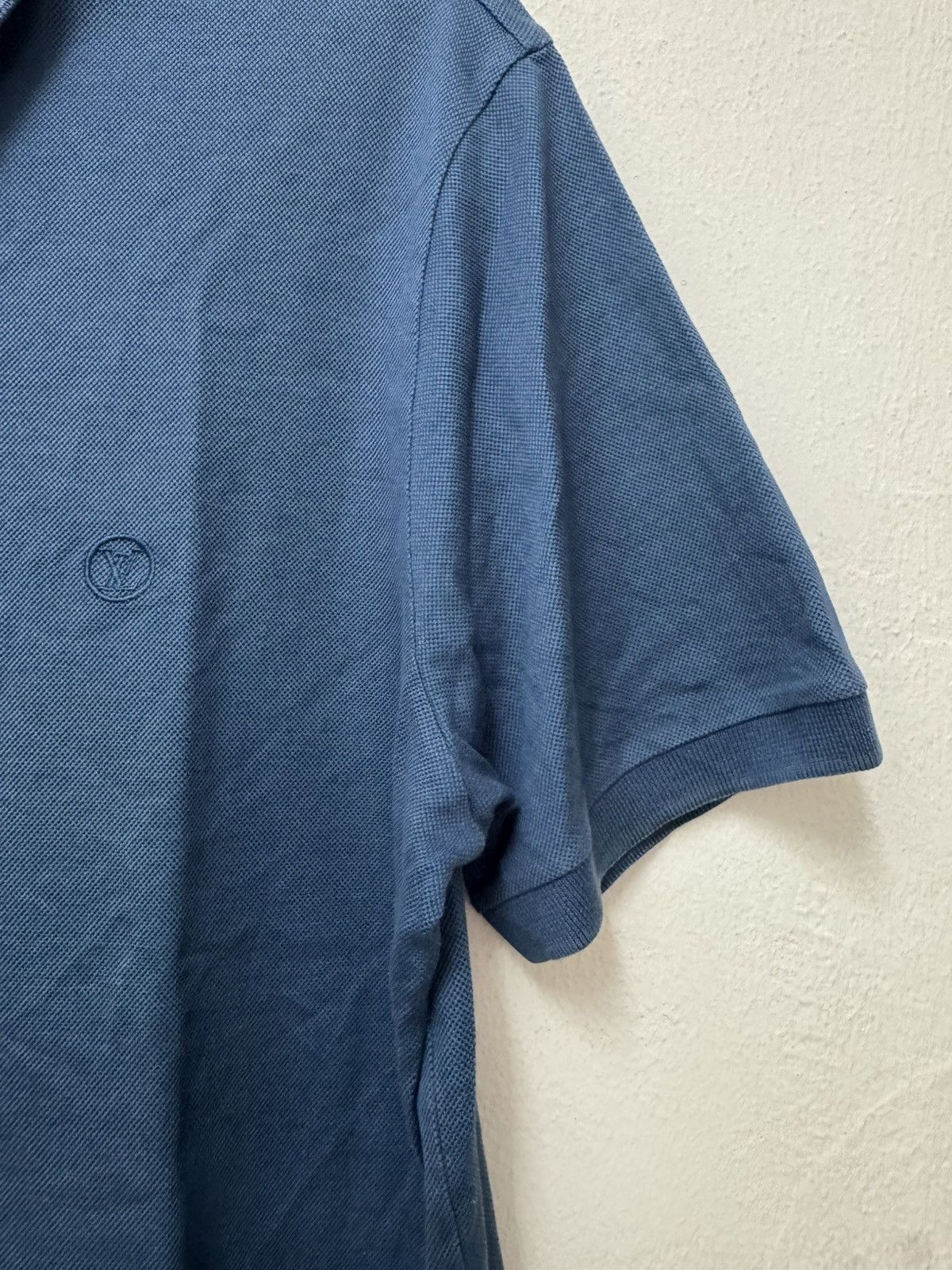 Louis Vuitton Louis Vuitton Polo Embroidered Logo ‘LV’ shirt Size US L / EU 52-54 / 3 - 3 Thumbnail