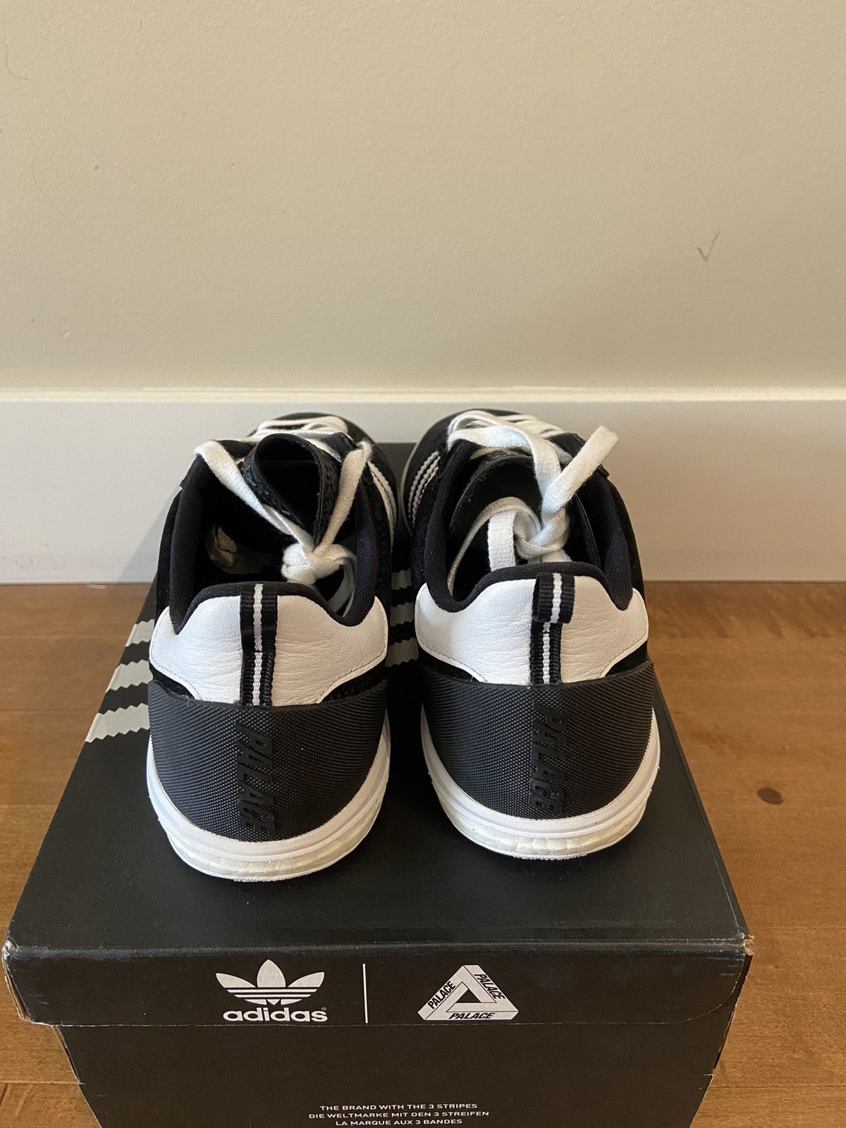 Adidas × Palace Palace adidas Indoor sneaker Size US 7.5 / EU 40-41 - 2 Thumbnail