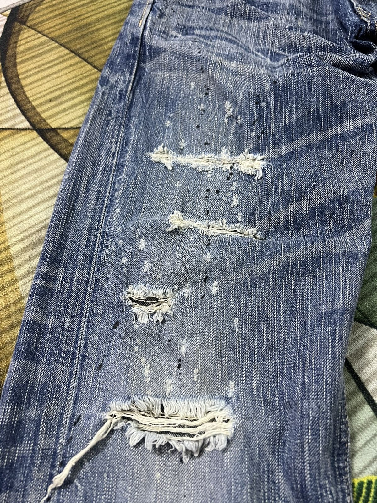 Edwin × Japanese Brand VTG EDWIN 503 BLUE TRIP SPLATTER DISTRESSED JEANS Size US 31 - 6 Thumbnail