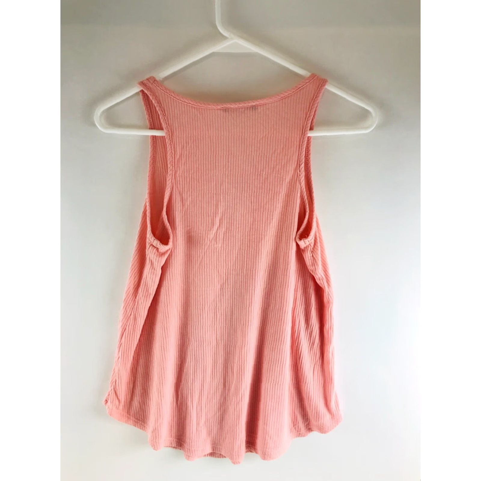 Vintage **Women's Size Medium Pink Papermoon Tank Top V-Neck Ribbed** User: **Women's Size Medium Pink Tank Top V-Neck Ribbed Papermoon** Size M / US 6-8 / IT 42-44 - 2 Thumbnail
