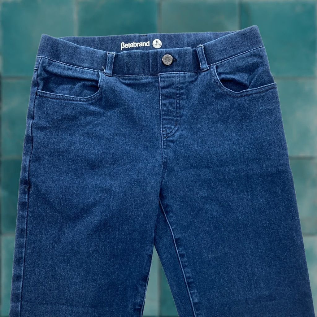 Denime Betabrand Jeans Women's Medium Petite Dark Blue Stretch Denim Pull On Straight Jeans Size 30" / US 8 / IT 44 - 1 Thumbnail