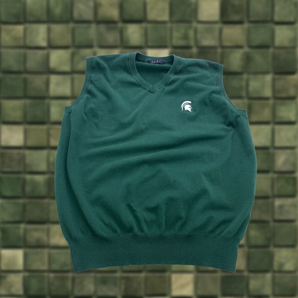 Vintage VINTAGE Vesi Sportswear Green Knit V-Neck Sweater Vest Men Large Embroidered 90s University Golf Casualeth Size US L / EU 52-54 / 3 - 1 Thumbnail