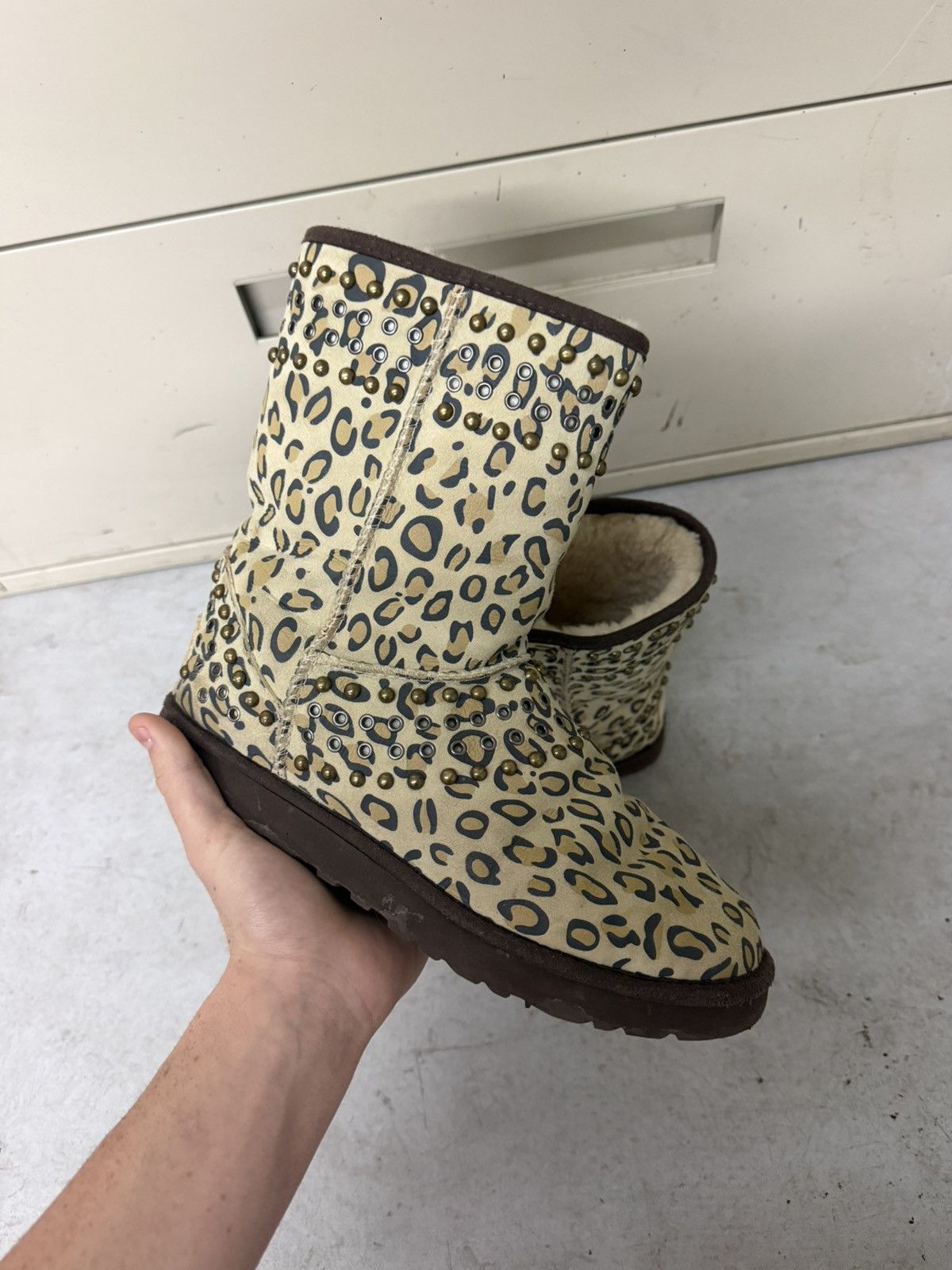 Jimmy Choo Jimmy Choo x UGG Studded Cheetah Print Sherling Boot Size US 8.5 / EU 41-42 - 2 Thumbnail