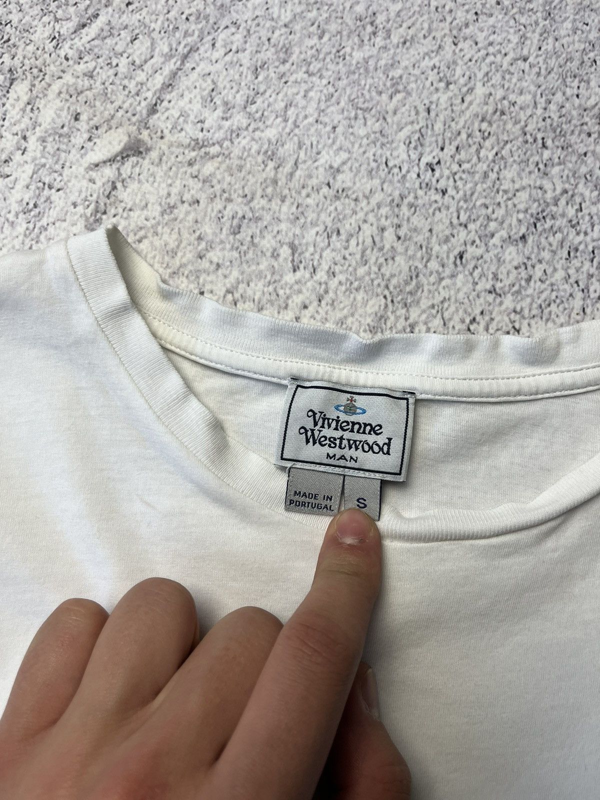 Vintage Mens Vivienne Westwood T Shirt Luxury tee Size US S / EU 44-46 / 1 - 13 Thumbnail