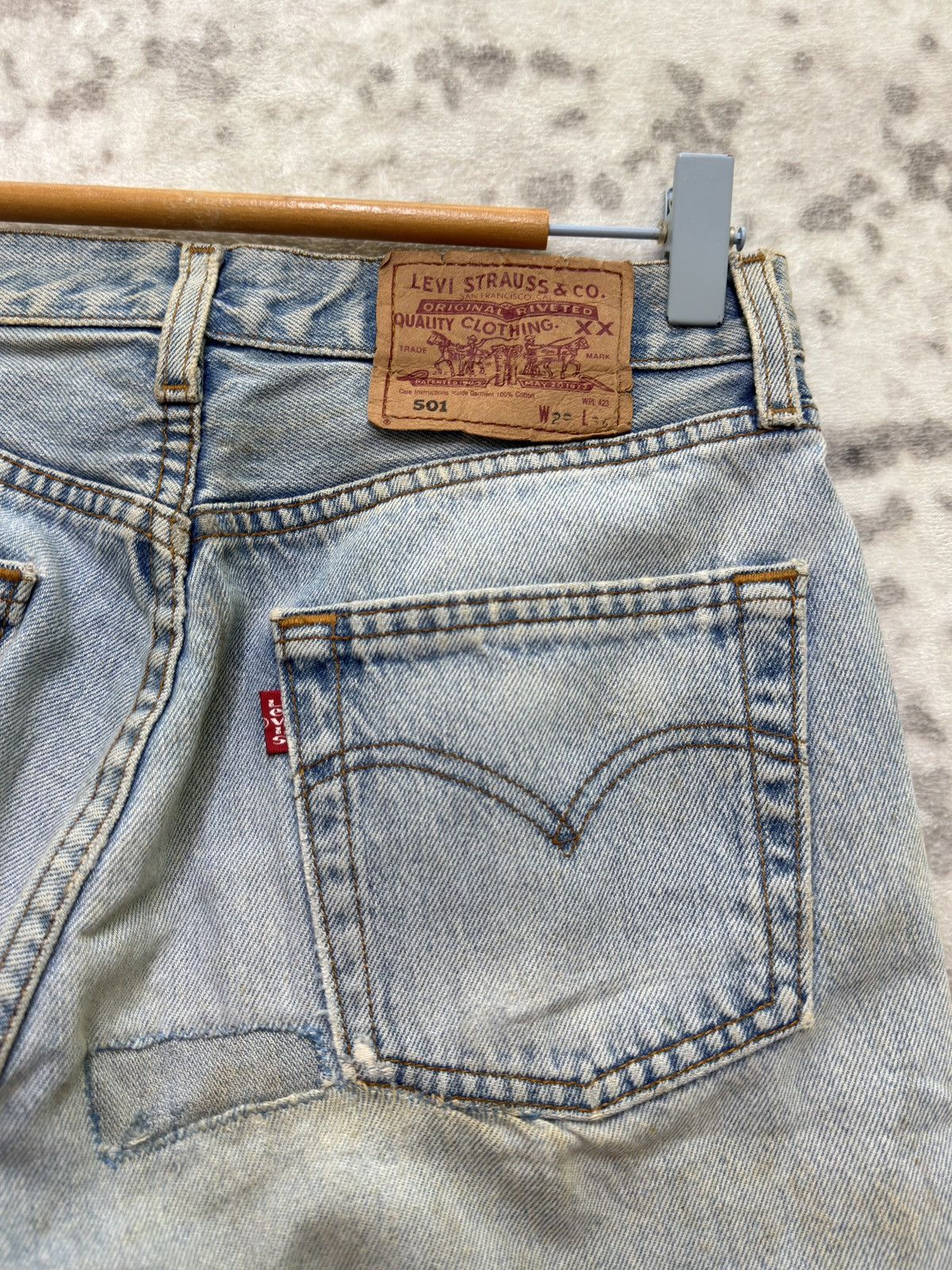 Levi's Vintage Levi’s 501 Distressed Knee Rip Patchwork Denim Jeans Size US 27 - 15 Thumbnail