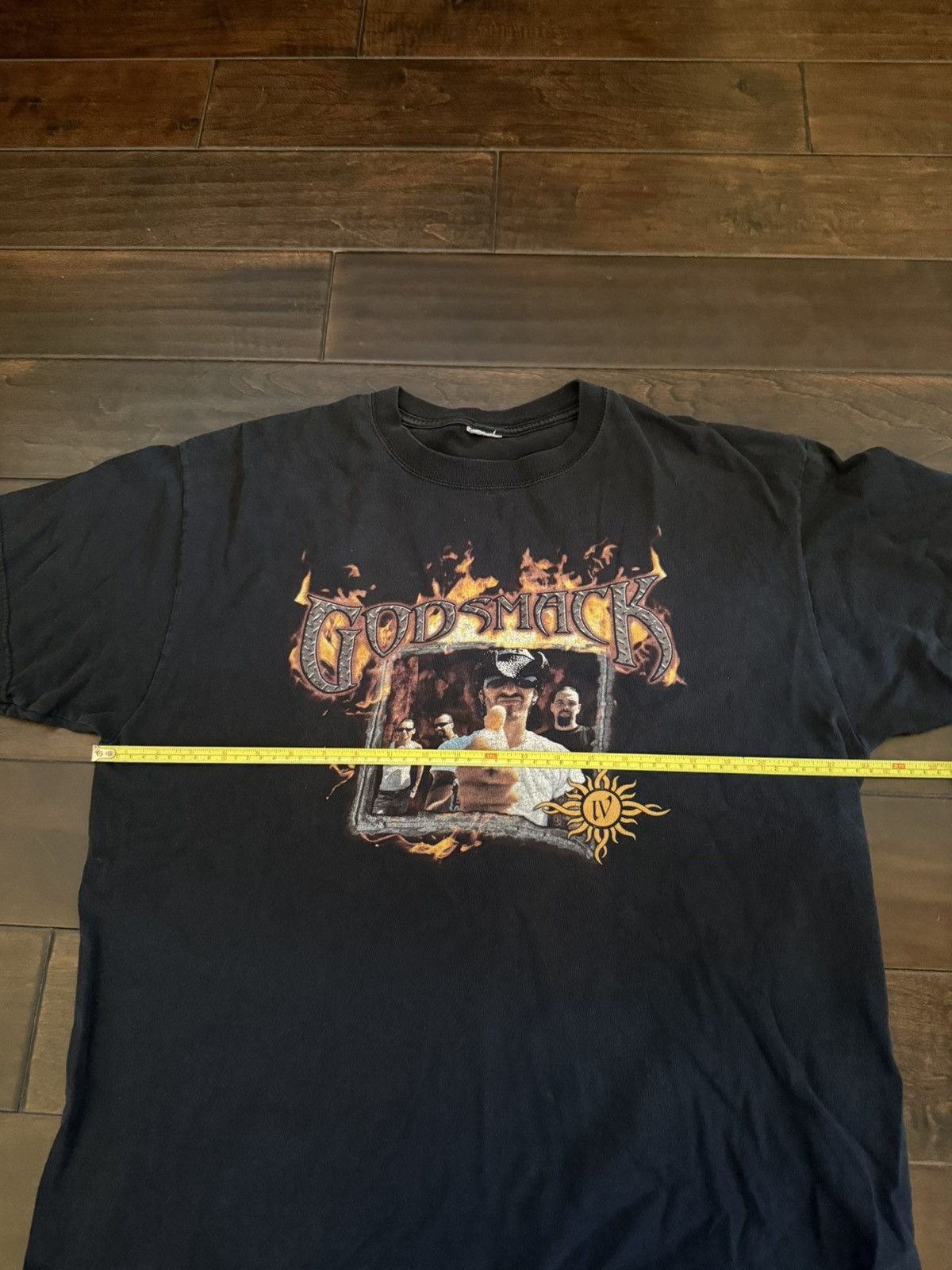 Vintage Vintage Godsmack Tour Tee Size US XL / EU 56 / 4 - 4 Thumbnail