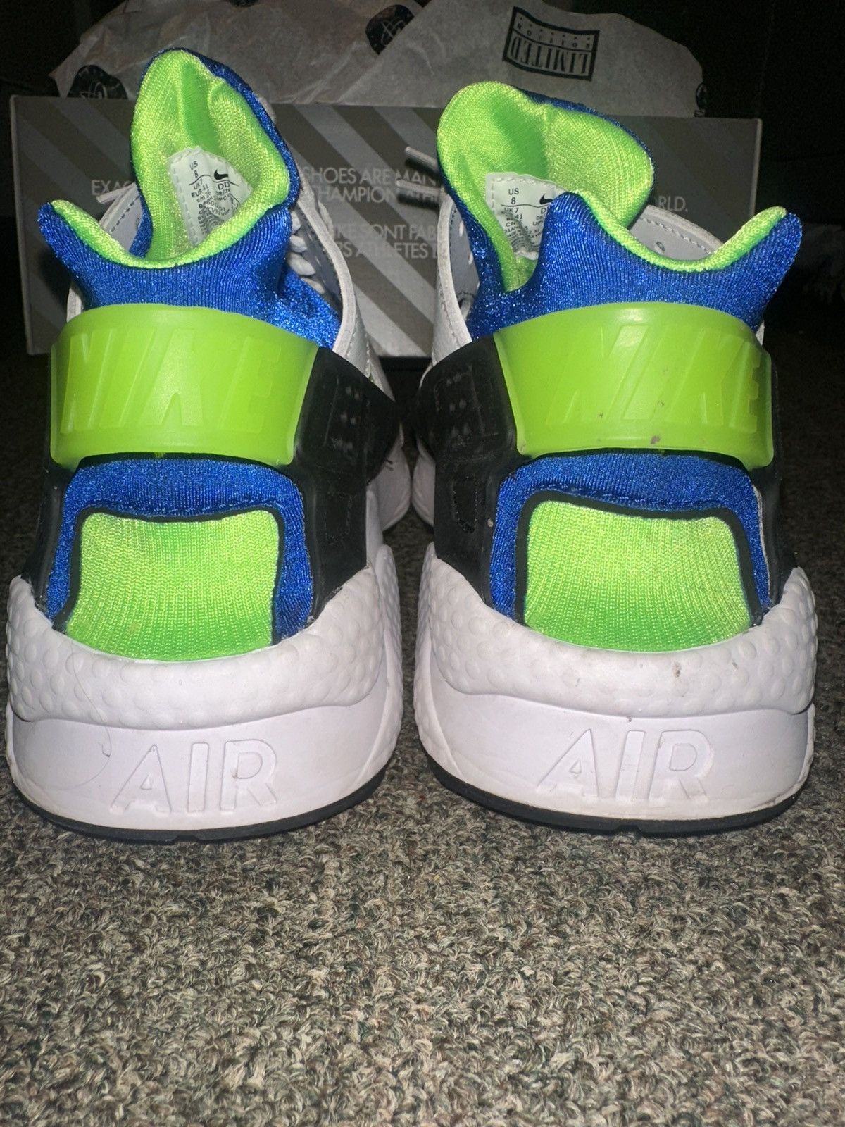 Nike NIKE AIR HUARACHE SCREAM GREEN sz 8 Size US 8 / EU 41 - 2 Thumbnail