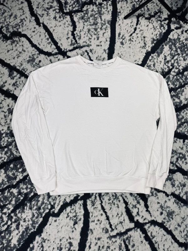 Calvin Klein Calvin Klein center logo crewneck sweatshirt white black M Size US M / EU 48-50 / 2 - 1 Thumbnail