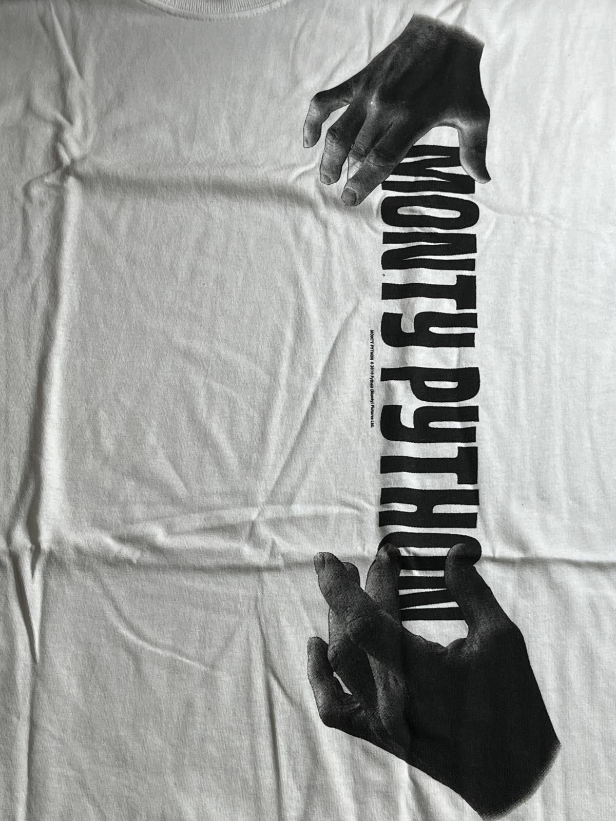 Designer Monty Python Group Shirt - Hold It T-Shirt - XL Size US XL / EU 56 / 4 - 3 Thumbnail