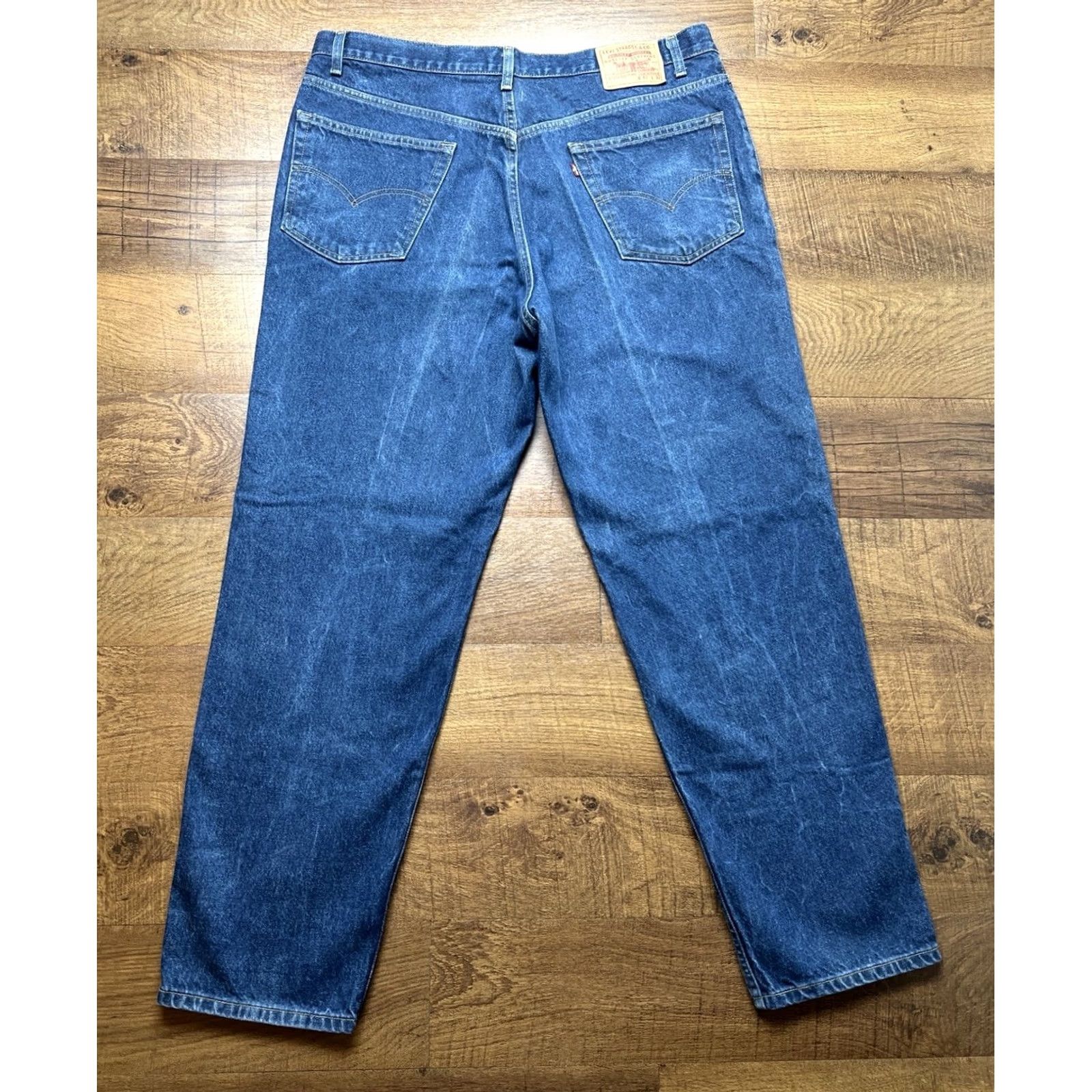 Levi's VTG LEVIS 901 Jeans Mens 42x32 Stonewashed Relaxed Straight Leg 2001 Distressed Blue Denim 100% Cotton Size US 42 / EU 58 - 2 Thumbnail