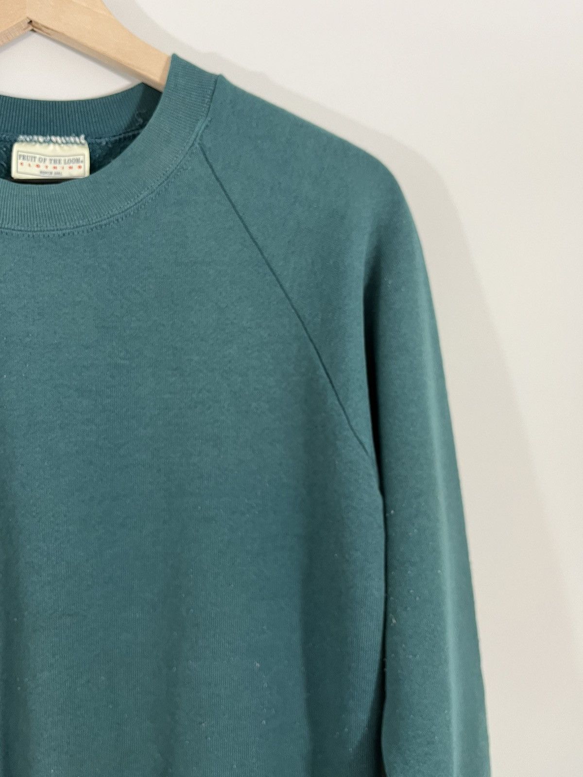 Vintage Retro Blank Faded Green Crewneck Size US S / EU 44-46 / 1 - 5 Thumbnail