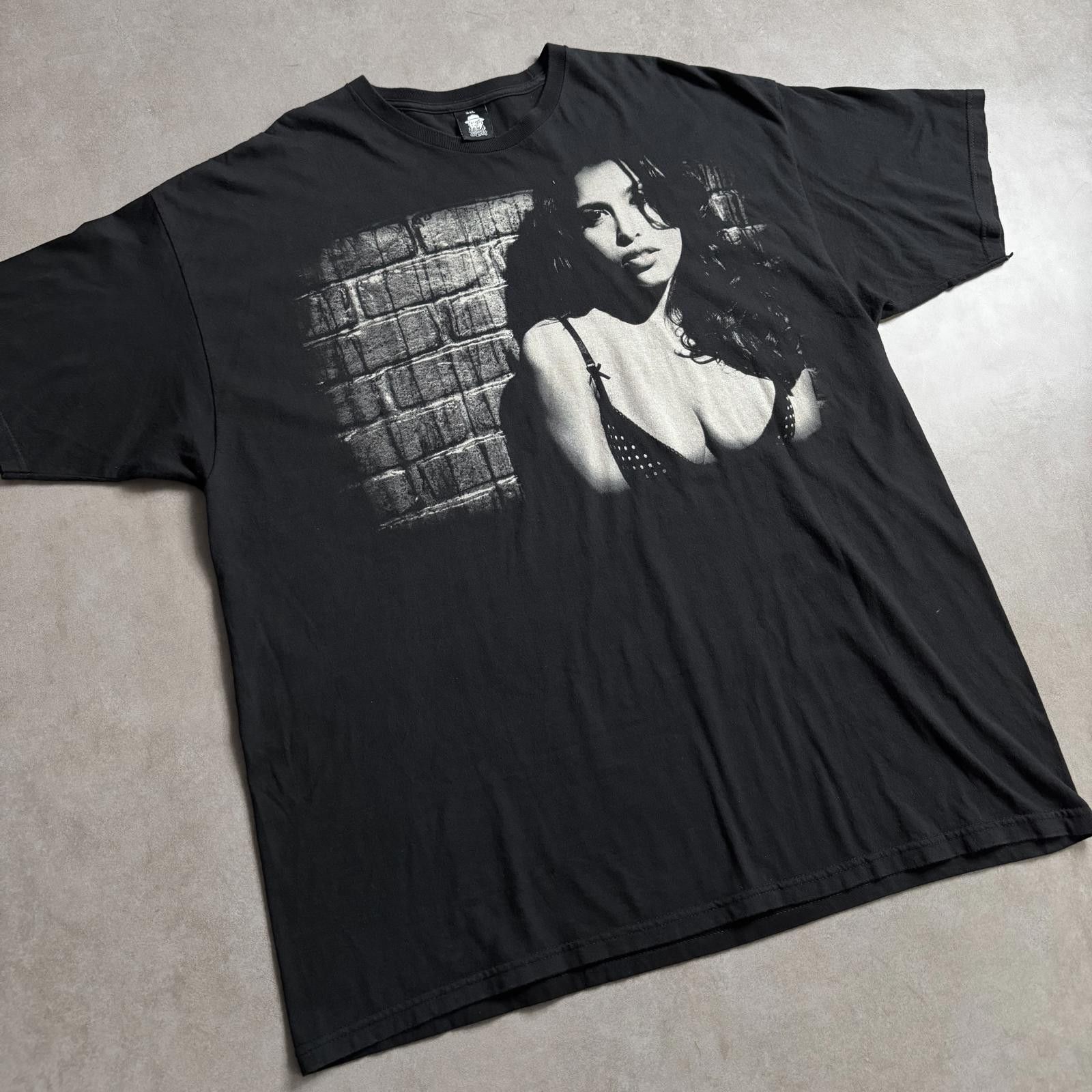 Designer Estevan Orial L.A Women Graphic Tee - XXL Size US XXL / EU 58 / 5 - 4 Thumbnail