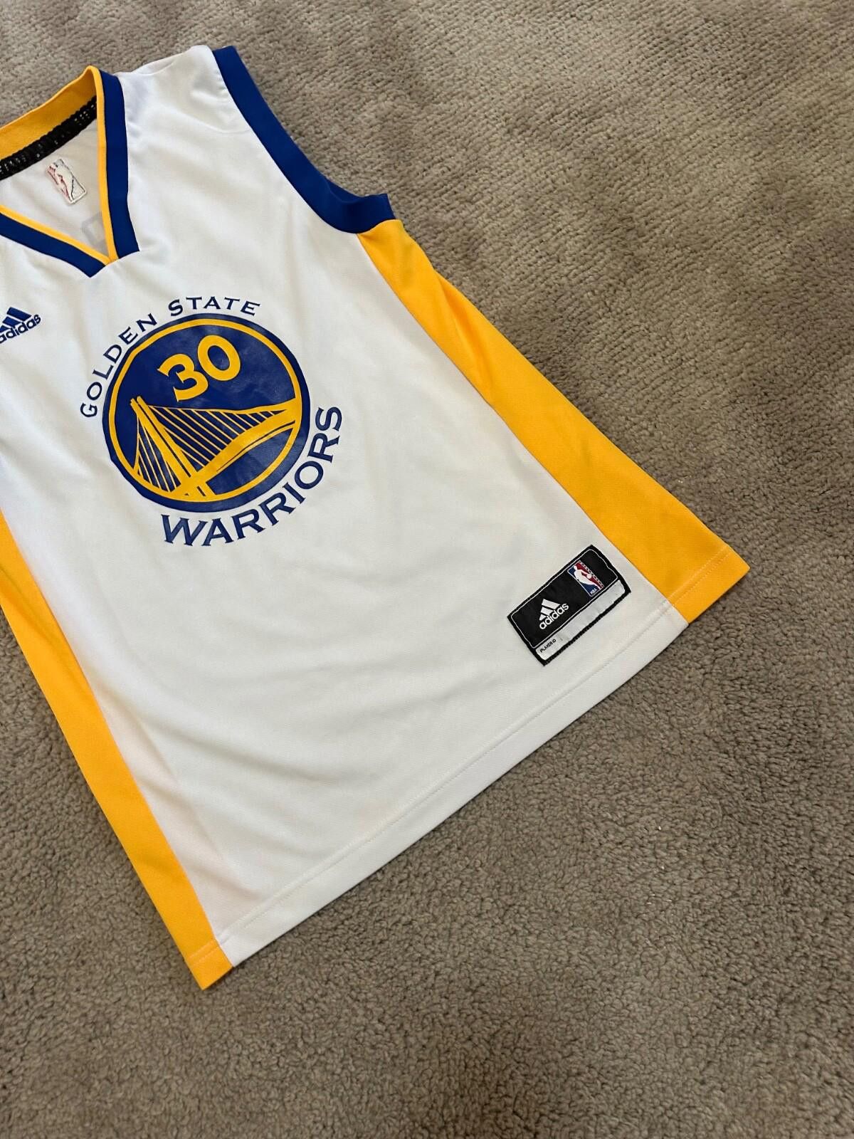 Adidas 2015 ADIDAS Golden State Warriors CURRY #30 Swingman Jersey Size US S / EU 44-46 / 1 - 2 Thumbnail