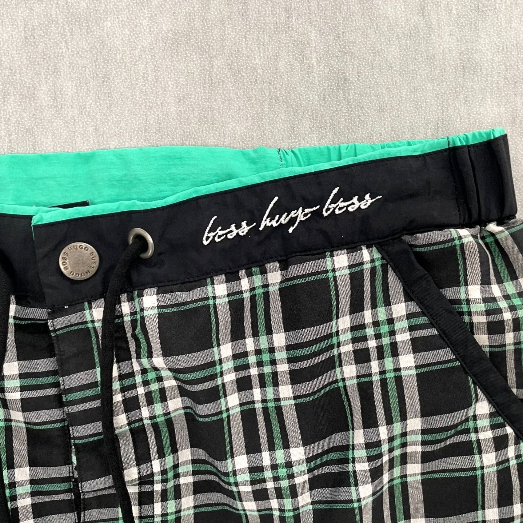 Hugo Boss HUGO BOSS Trunks Adult Large Black Plaid Catshark Swim Board Lined Mens Size US 33 - 3 Thumbnail