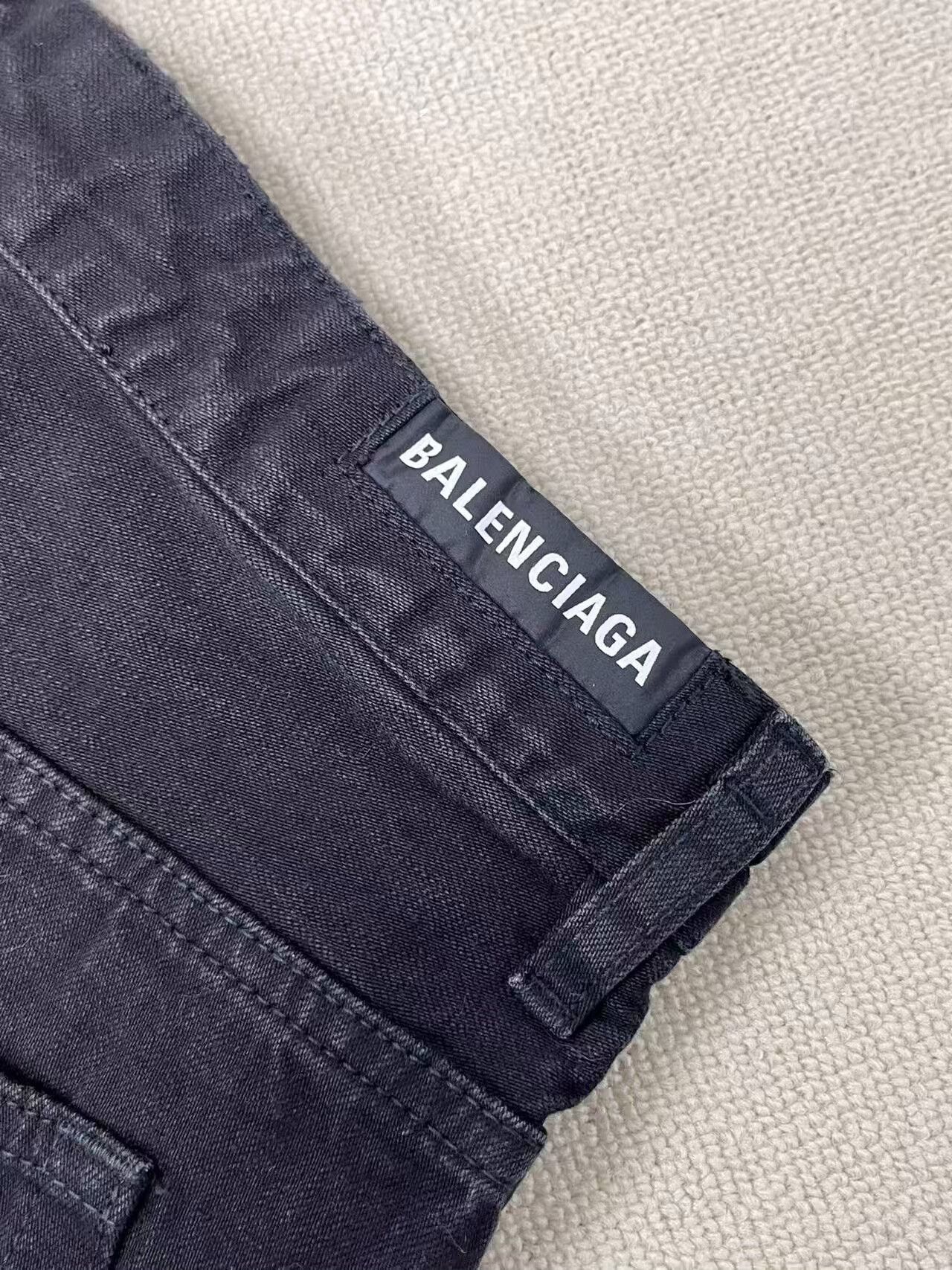 Balenciaga Balenciaga Black Button Side Pocket Jeans Size US 28 / EU 44 - 3 Thumbnail