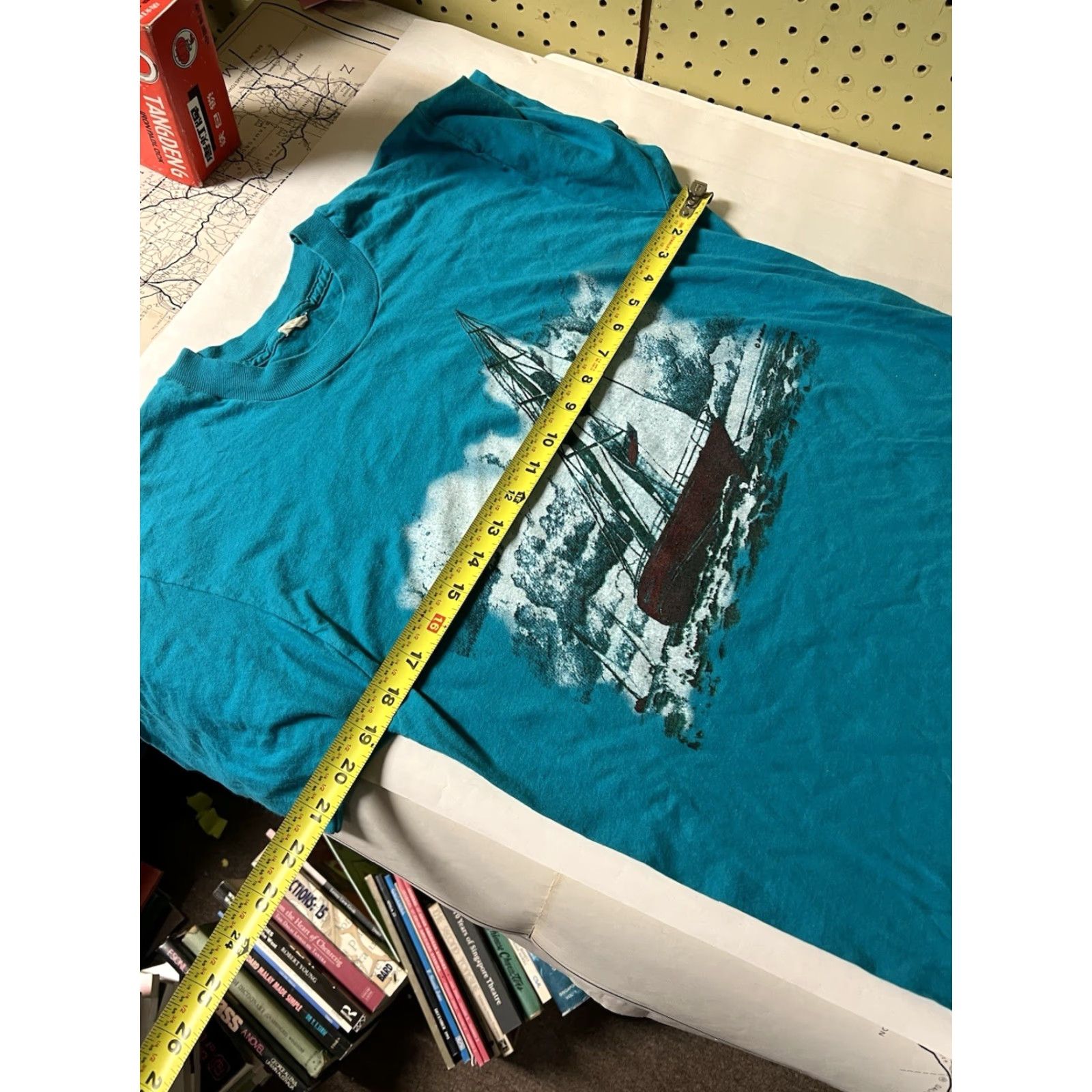 TEE JAYS VINTAGE 80s Sailboat Graphic Blue XL T-Shirt USA Short Sleeve Men Tee Jays Regular Cotton Blend Graphic Tee Punk Sailboat Navy Blue 1980s Mens Size US L / EU 52-54 / 3 - 7 Thumbnail