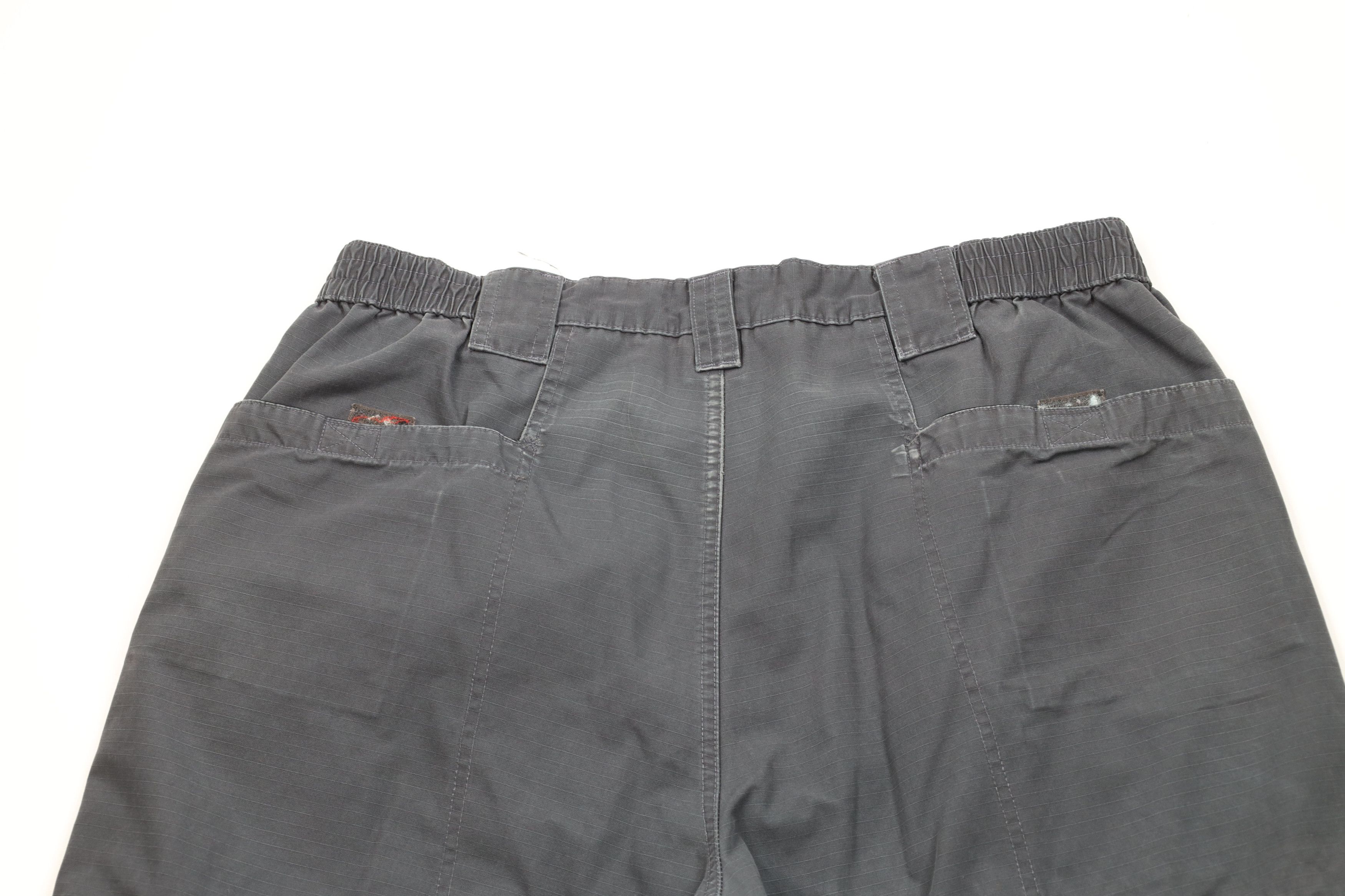 Vintage Vintage Streetwear Tactical Wide Leg Cargo Pants Gray Size US 40 / EU 56 - 10 Thumbnail