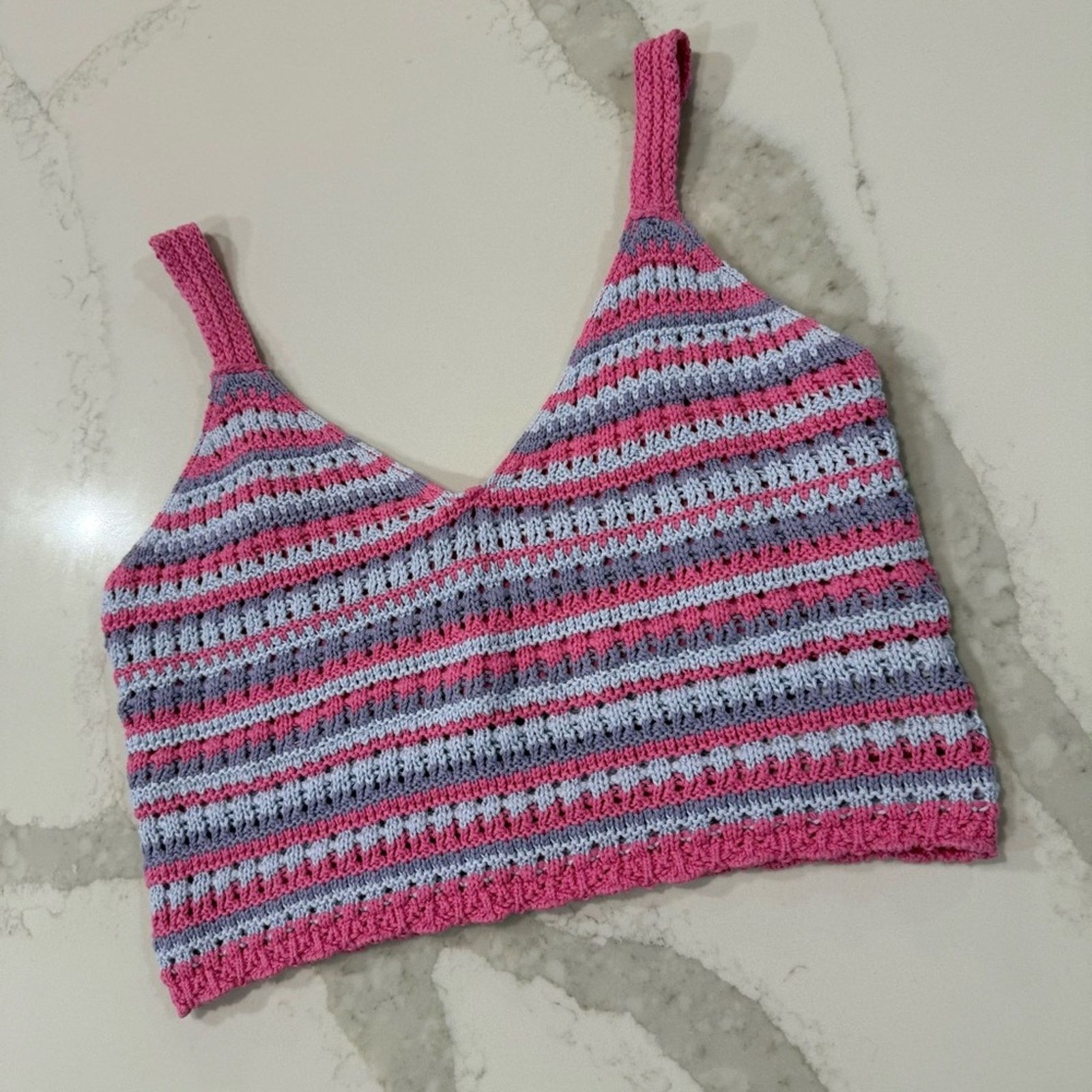 Hollister Hollister Crochet Striped Knit Crop Top Women’s Large Pink Size L / US 10 / IT 46 - 3 Thumbnail
