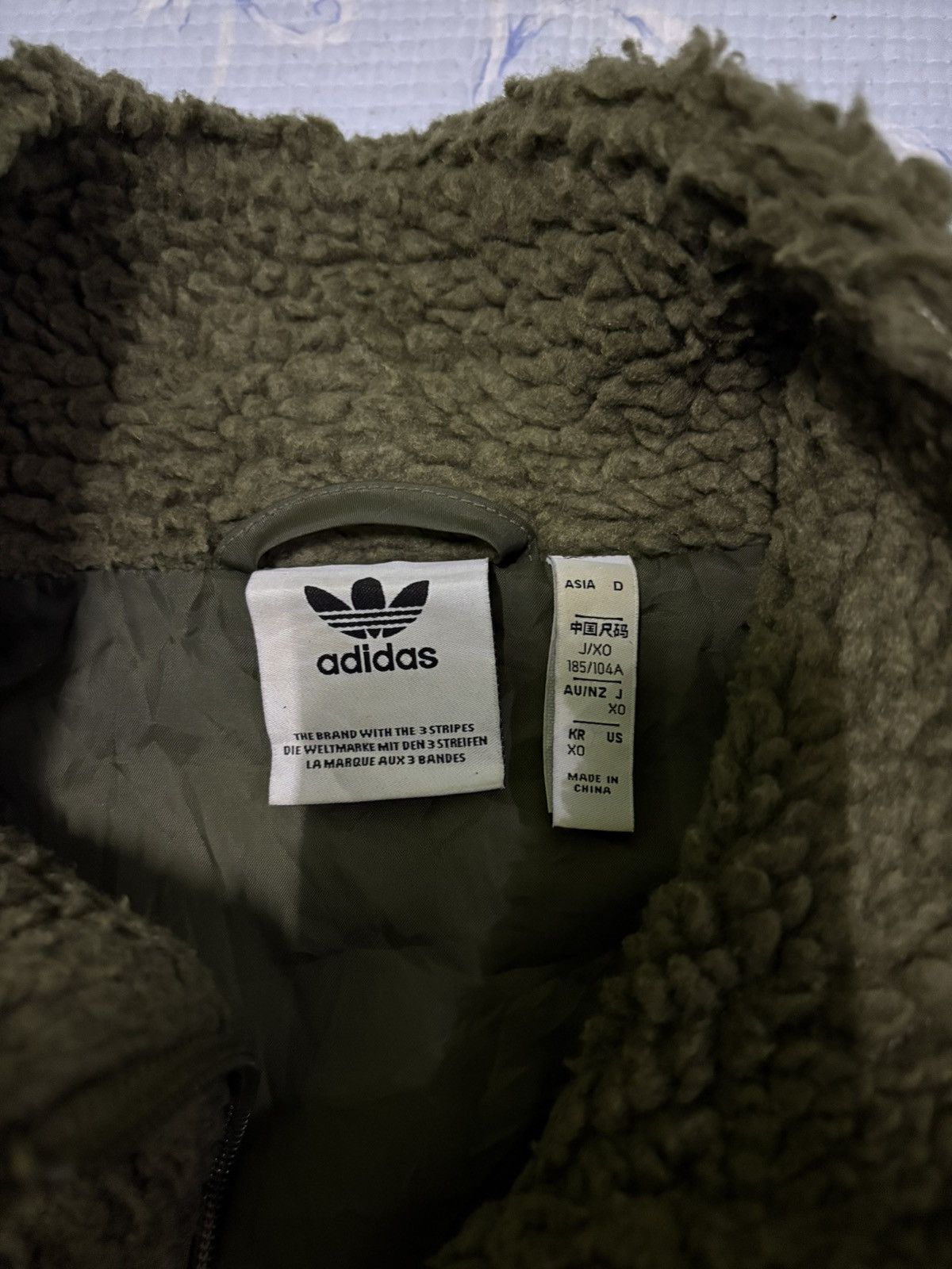 Adidas Adidas Sherpa Jacket Sweater Knitwear Big Logo Size US M / EU 48-50 / 2 - 13 Thumbnail