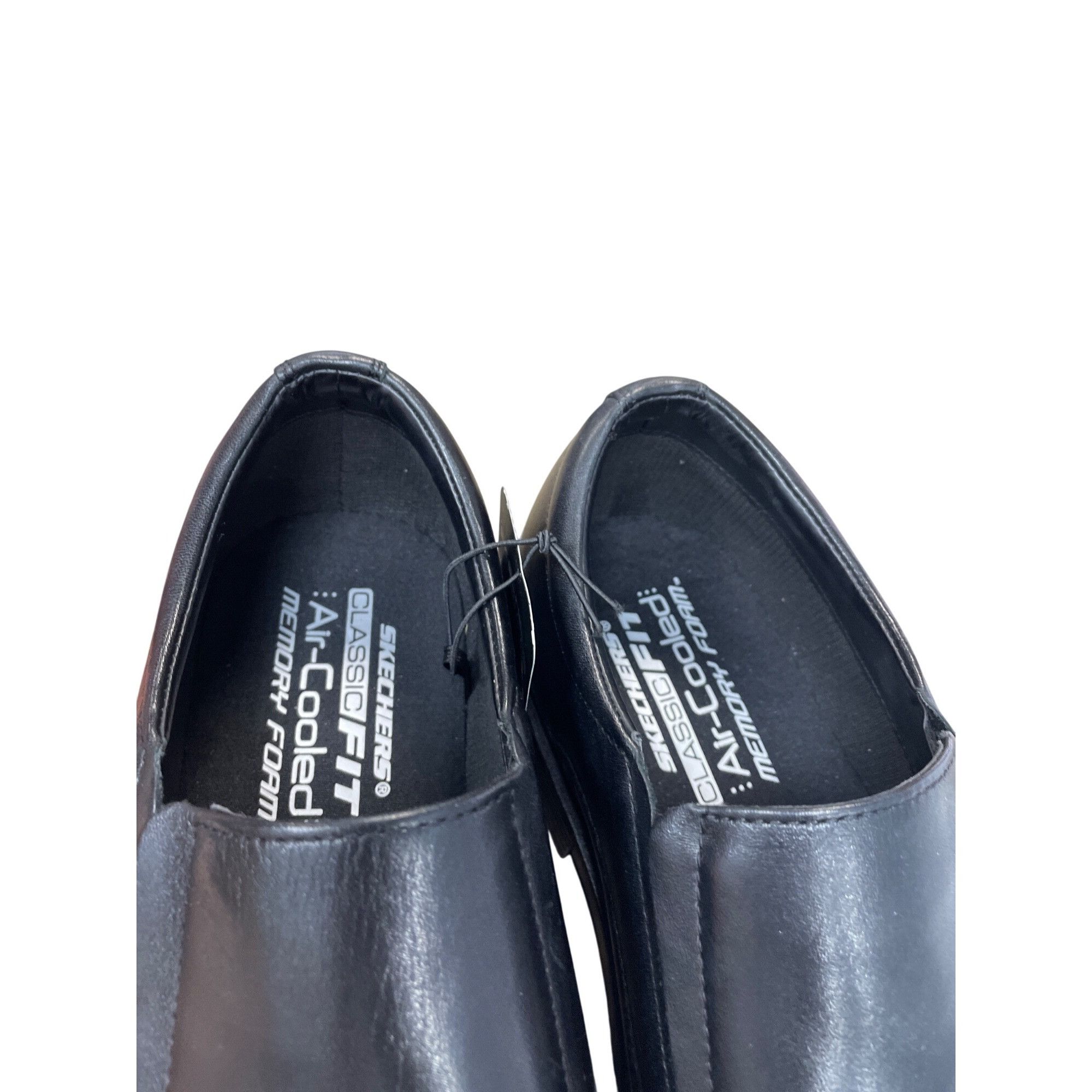 SKECHERS Skechers Classic fit Mens Black Leather Slip Loafers Sz 12 S Size US 12 / EU 45 - 8 Thumbnail