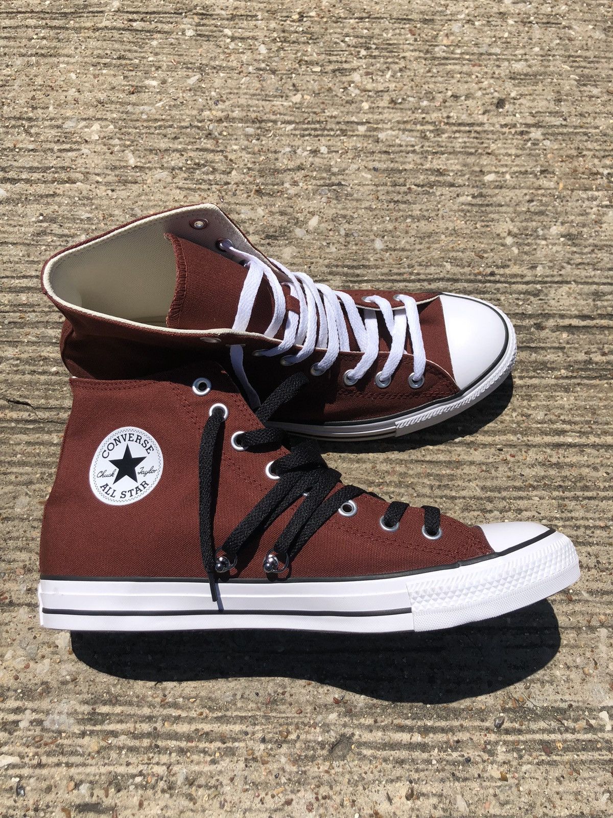 CONVERSE “Chuck Taylor” All Stars A00792F Hi Top (SZ 10.5)
