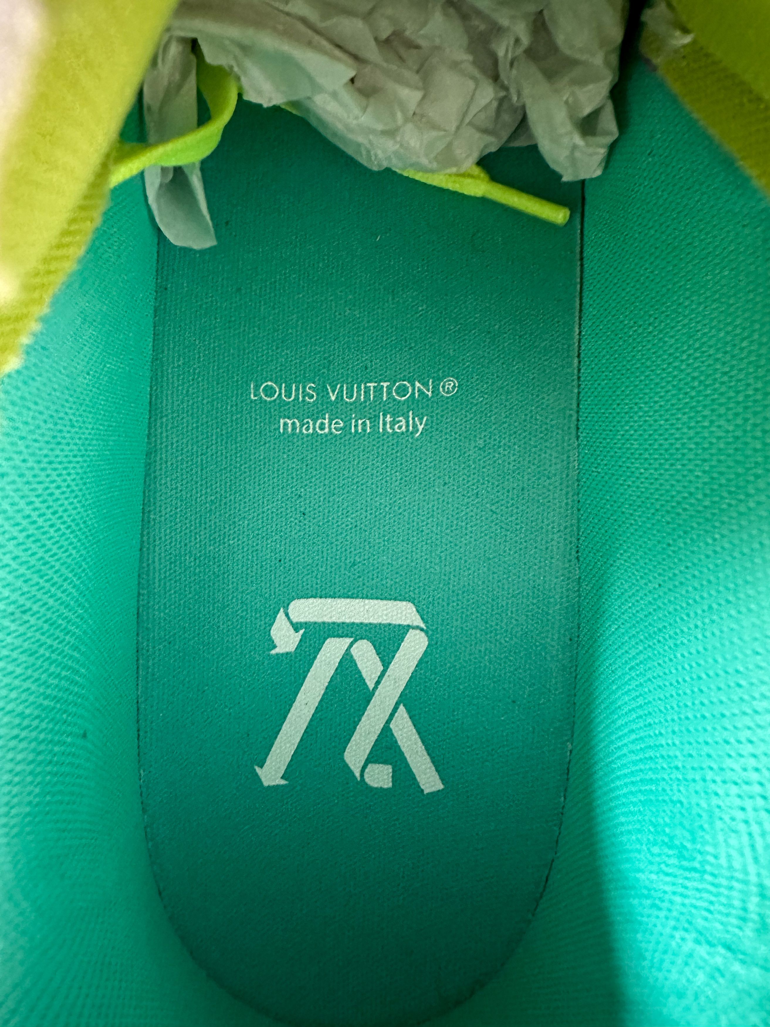 Louis Vuitton Louis Vuitton White & Red Paris Exclusive Trainer Size US 11.5 / EU 44-45 - 6 Thumbnail