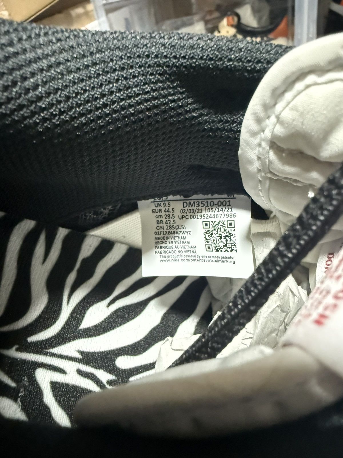 Nike SB Nike SB Dunk Low OG QS Quartersnacks Zebra Size US 10.5 / EU 43-44 - 8 Thumbnail