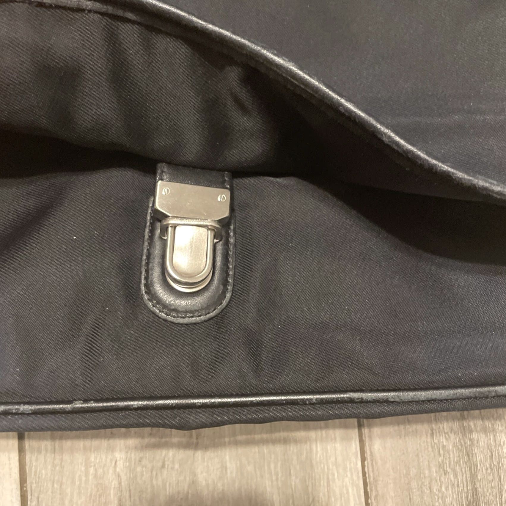 Coach VINTAGE COACH Messenger Bag Black Canvas Leather Envelope Portfolio Unisex Women Adults 5109 Size ONE SIZE - 4 Thumbnail