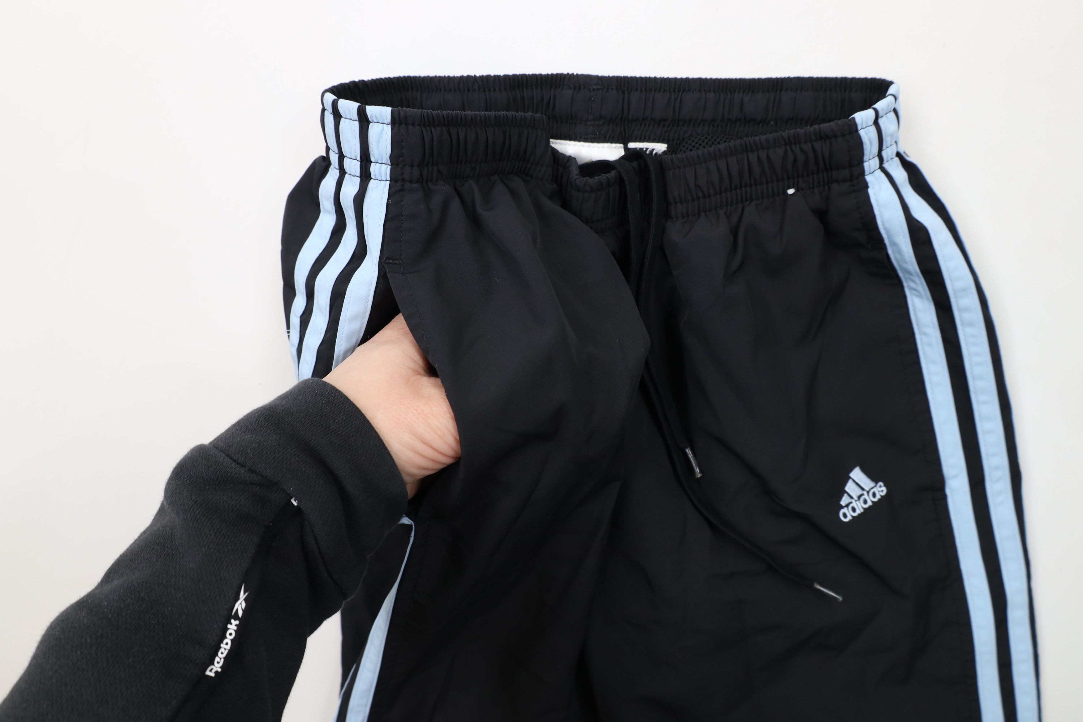 Adidas × Vintage Vintage Y2K Adidas Spell Striped Flared Sweatpants Pants Size 24" / US 00 / IT 34 - 8 Thumbnail